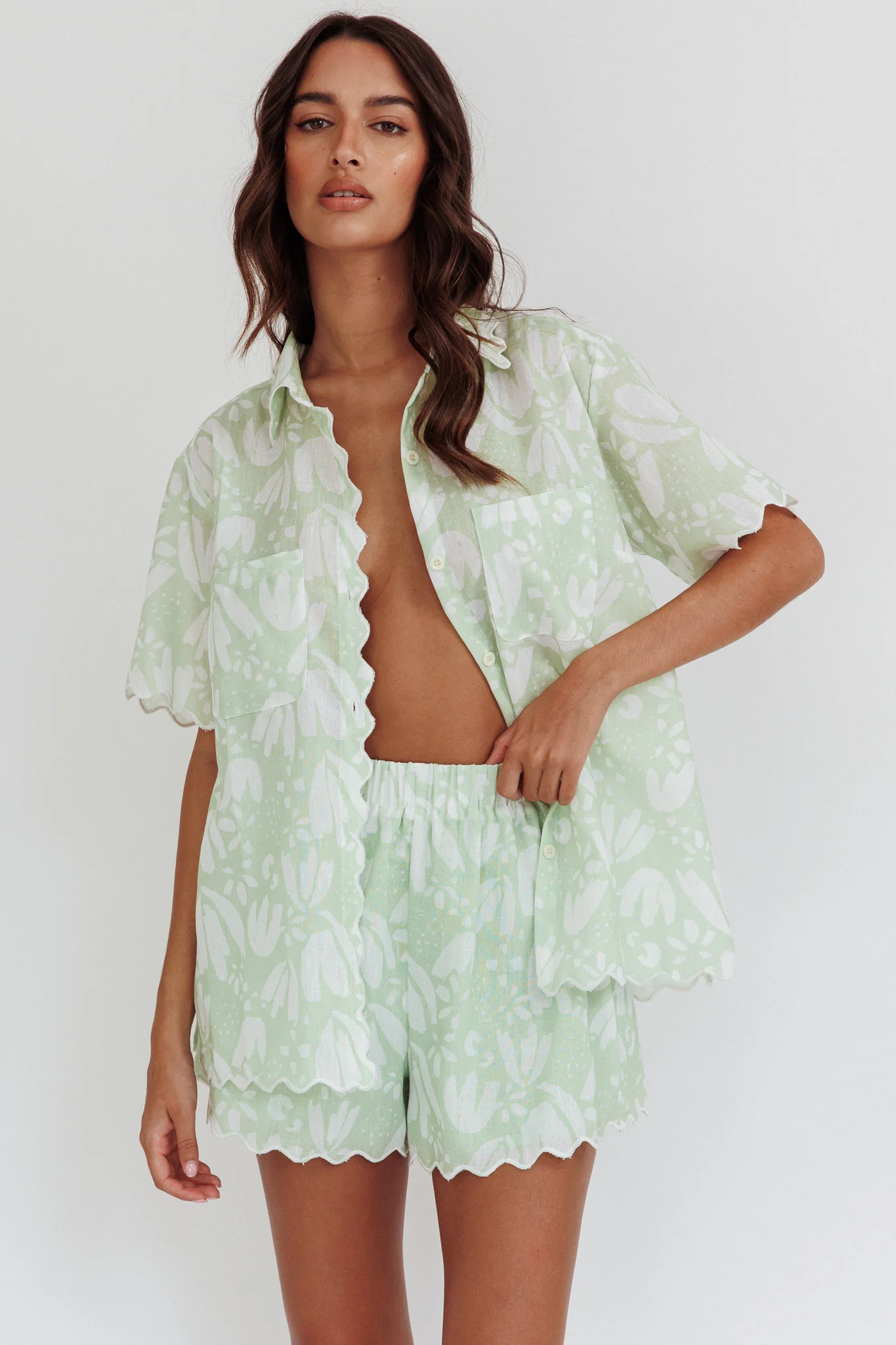 Swing Of Things Scalloped Elastic Waist Shorts Print Sage - Sonourner