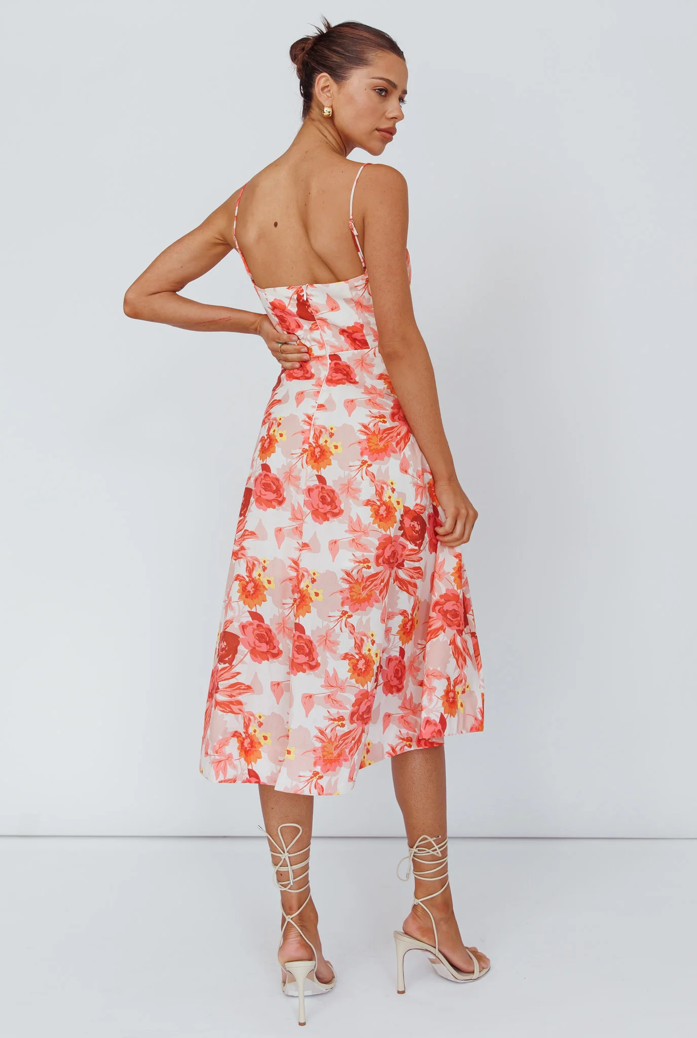 Weekender Spaghetti Strap Midi Dress Floral Peach - Sonourner