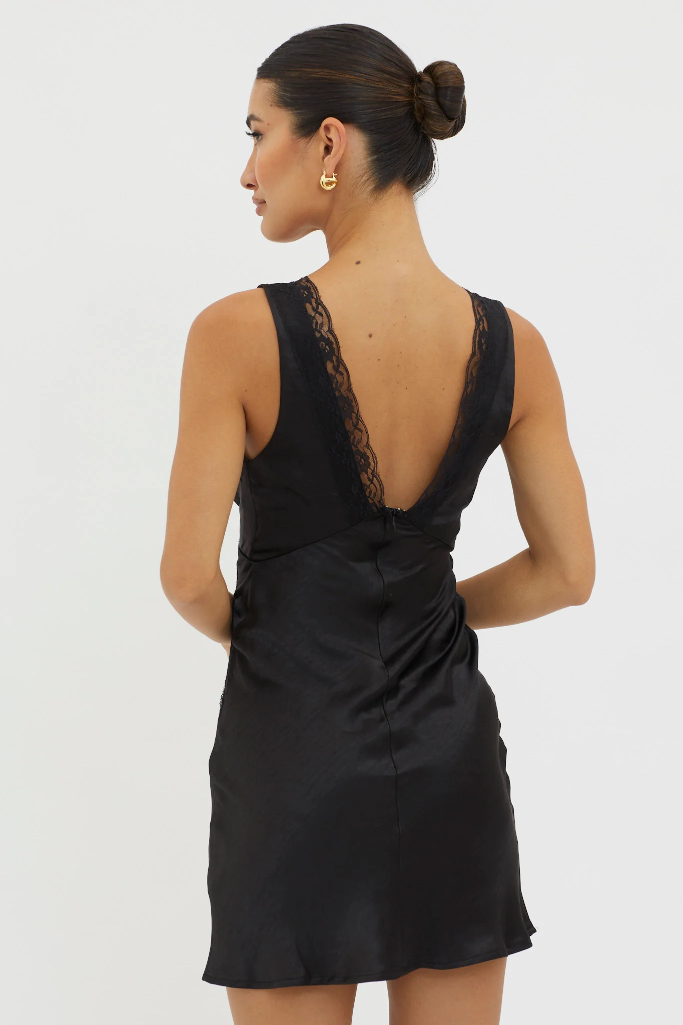 Ivonne Lace Trim V-Neck Mini Dress Black - Sonourner