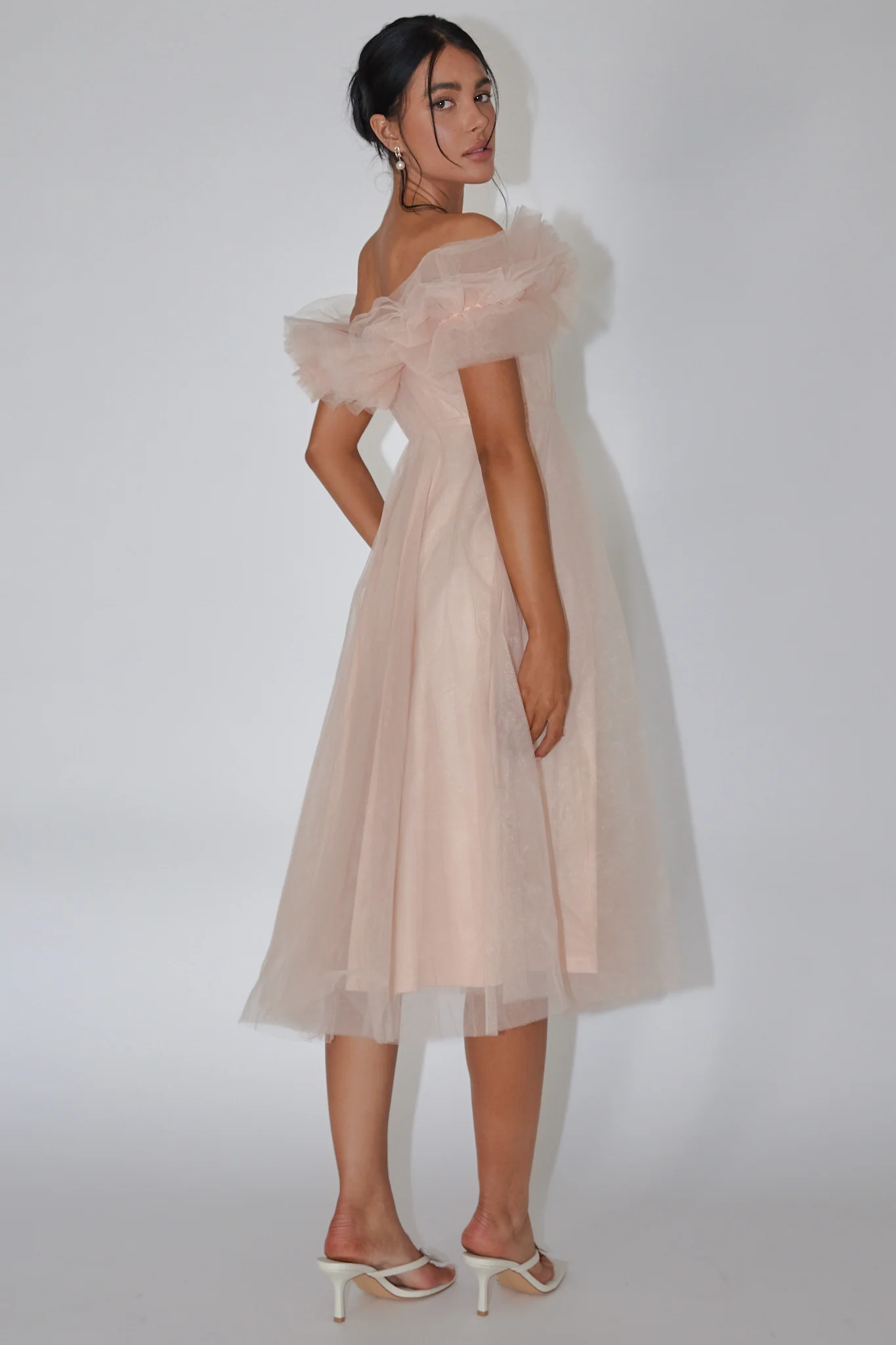 May Rose Off-Shoulder Tulle Midi Dress Taupe - Sonourner