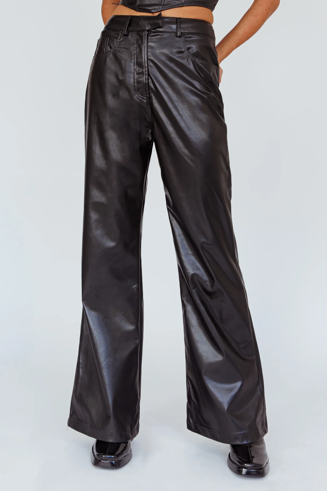 Coussin Faux Leather Pants Black - Sonourner