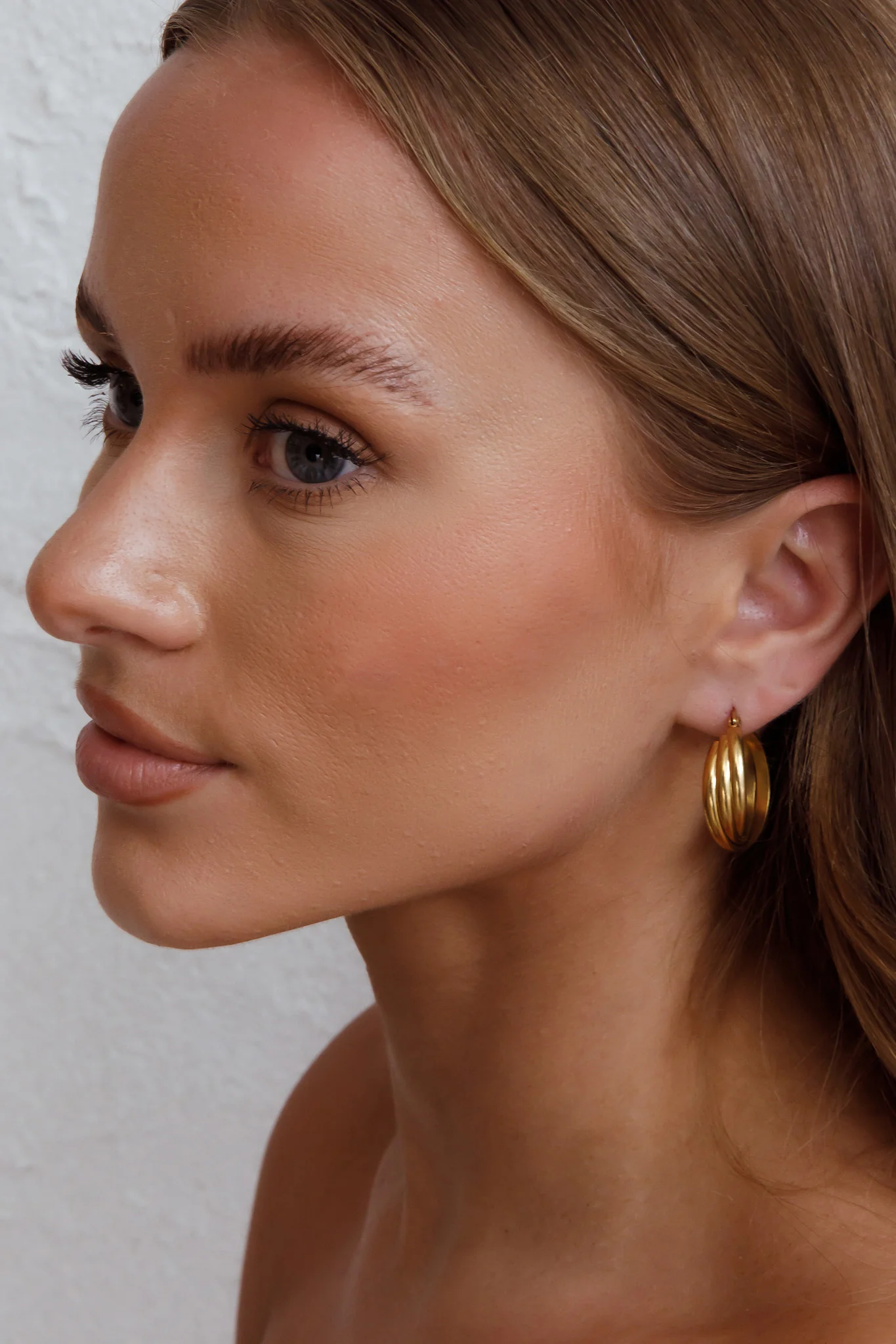 Mona Triple Hoop Earrings Gold - Sonourner
