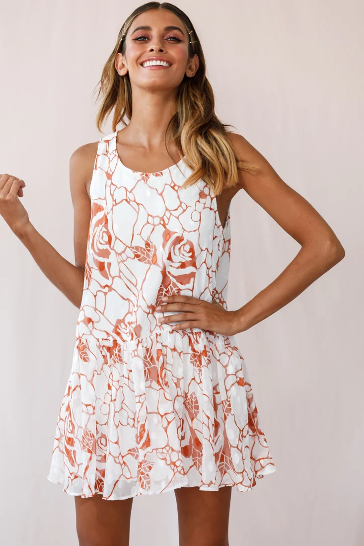 Mina Sleeveless Button Back Shift Dress White/Tan - Sonourner