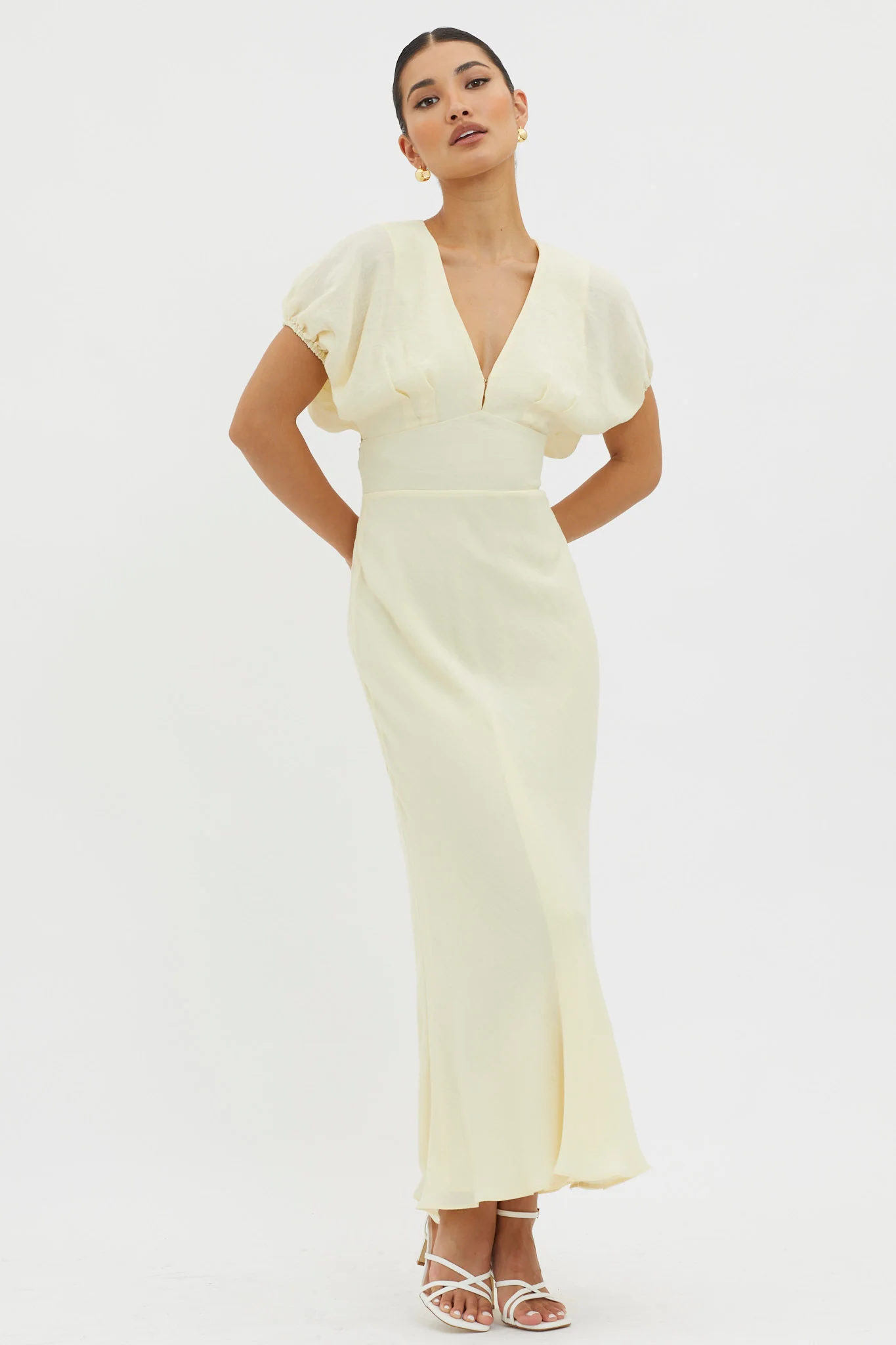 Dare To Live V-Neck Maxi Dress Butter - Sonourner