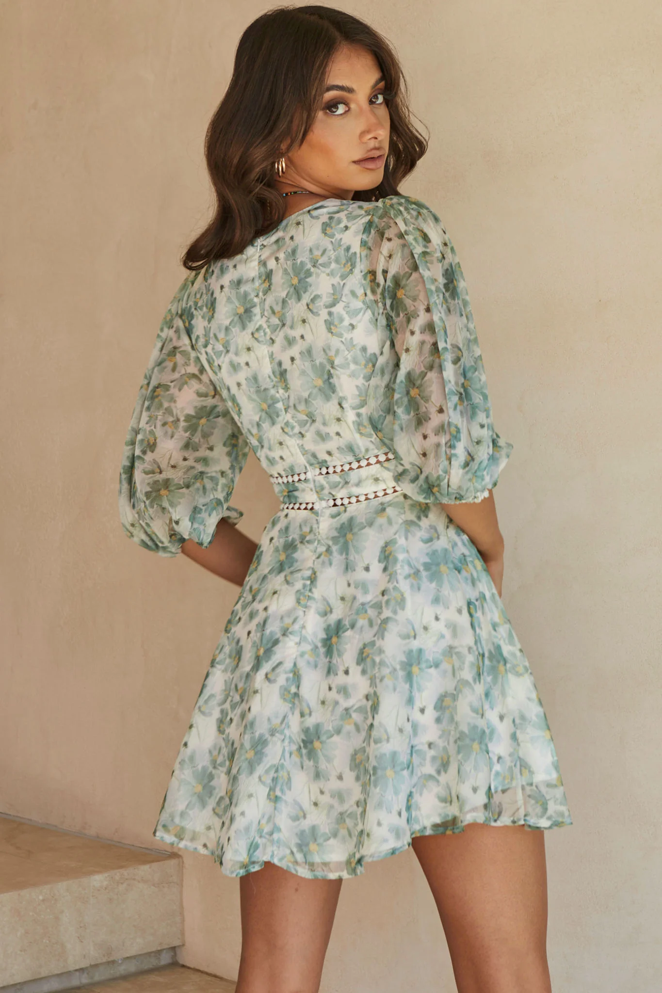 Carson Balloon Sleeve Crochet Trim Detail Dress Floral Print Green - Sonourner