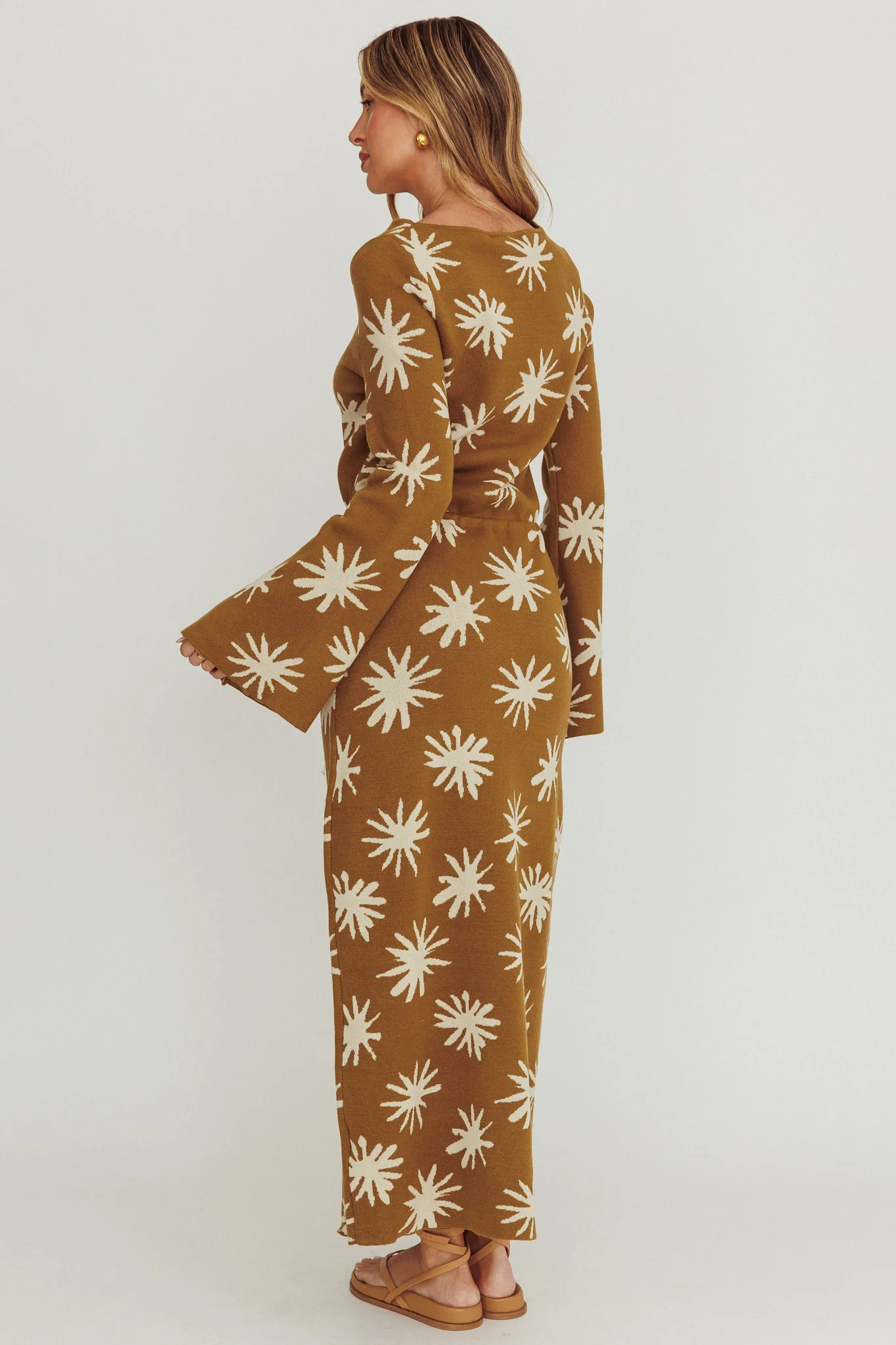Orleans Star Print Knit Maxi Dress Olive - Sonourner