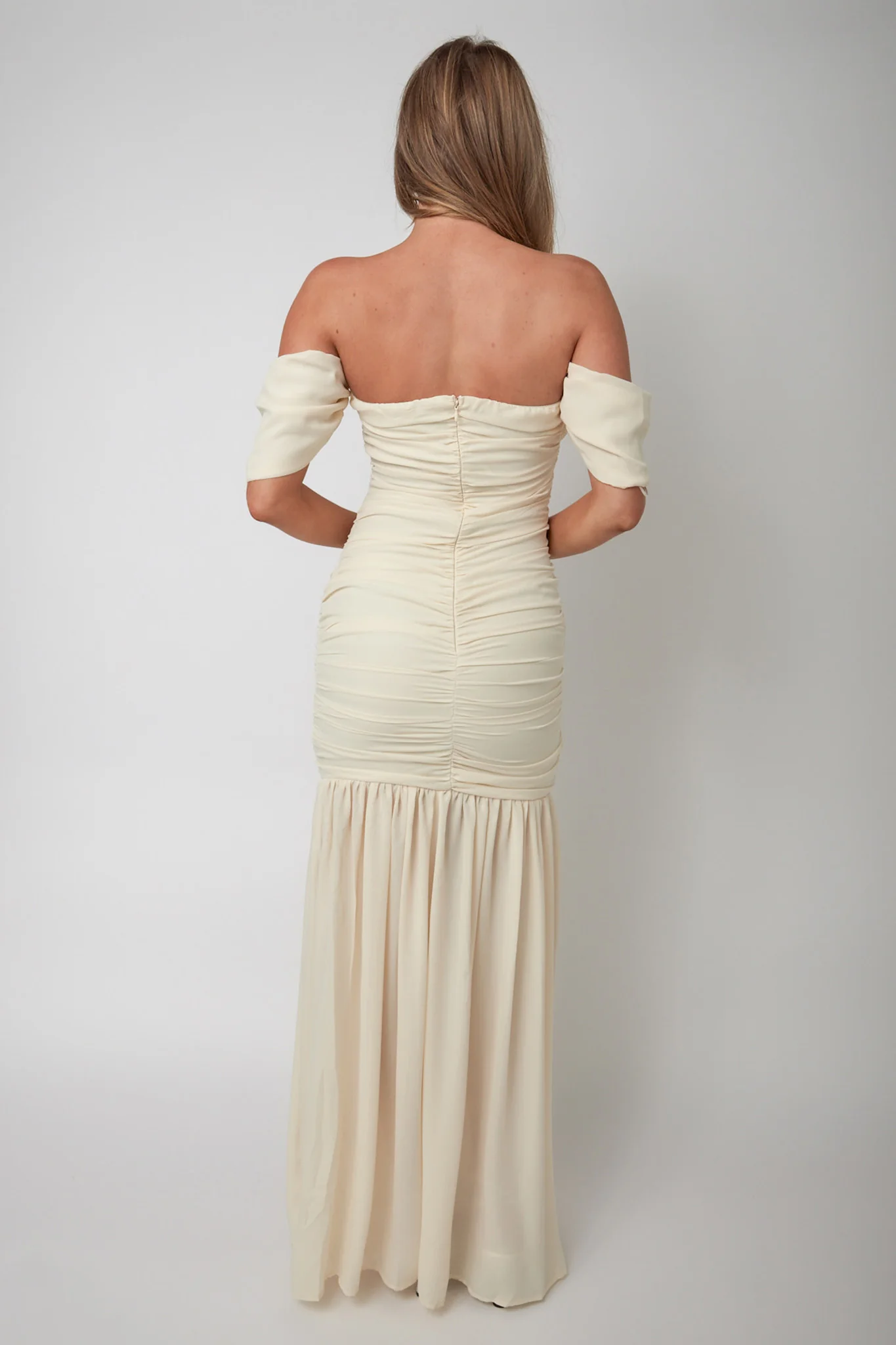 Dalisha Off Shoulder Ruched Maxi Dress Cream - Sonourner