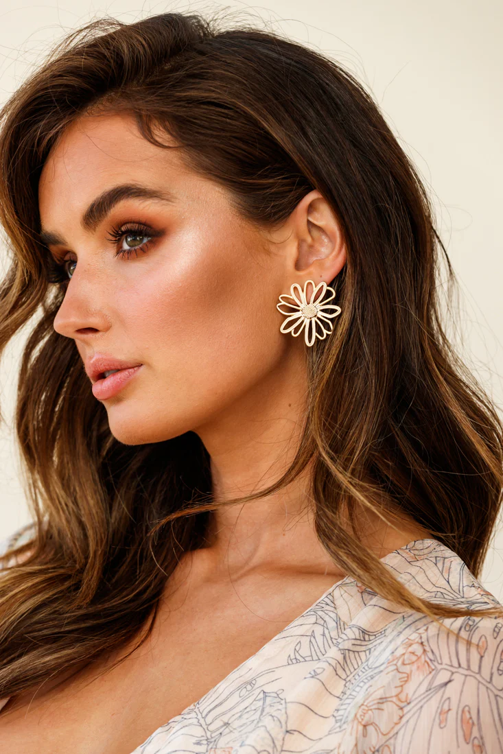 Lazy Daisy Earrings Gold - Sonourner