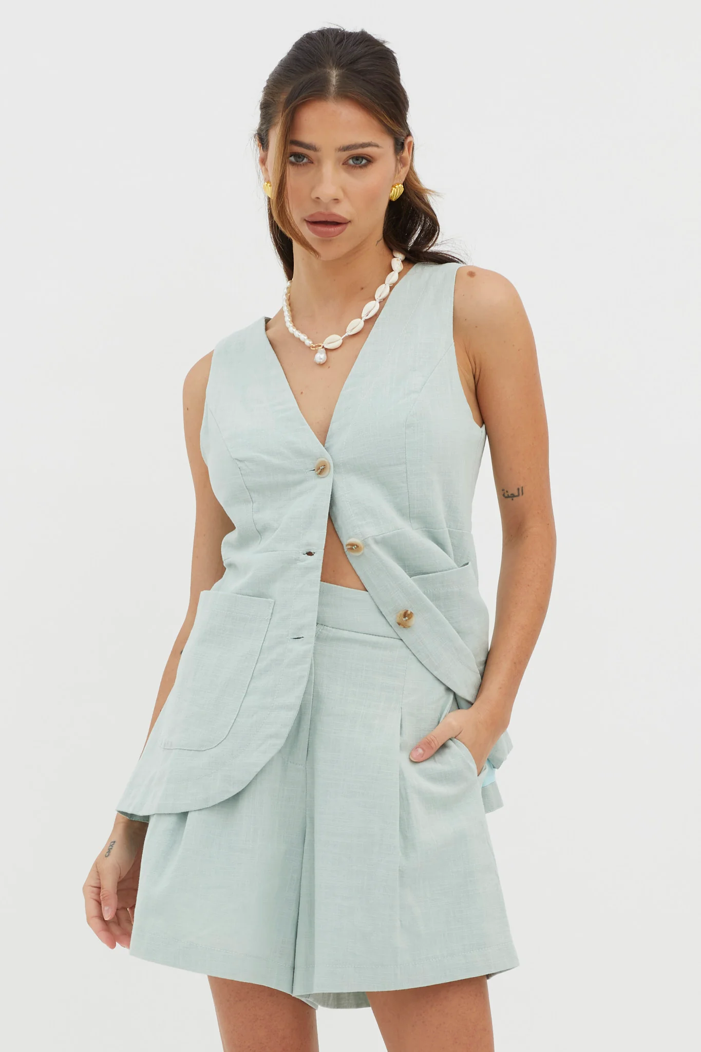 Philomena Pleat Shorts Sage - Sonourner