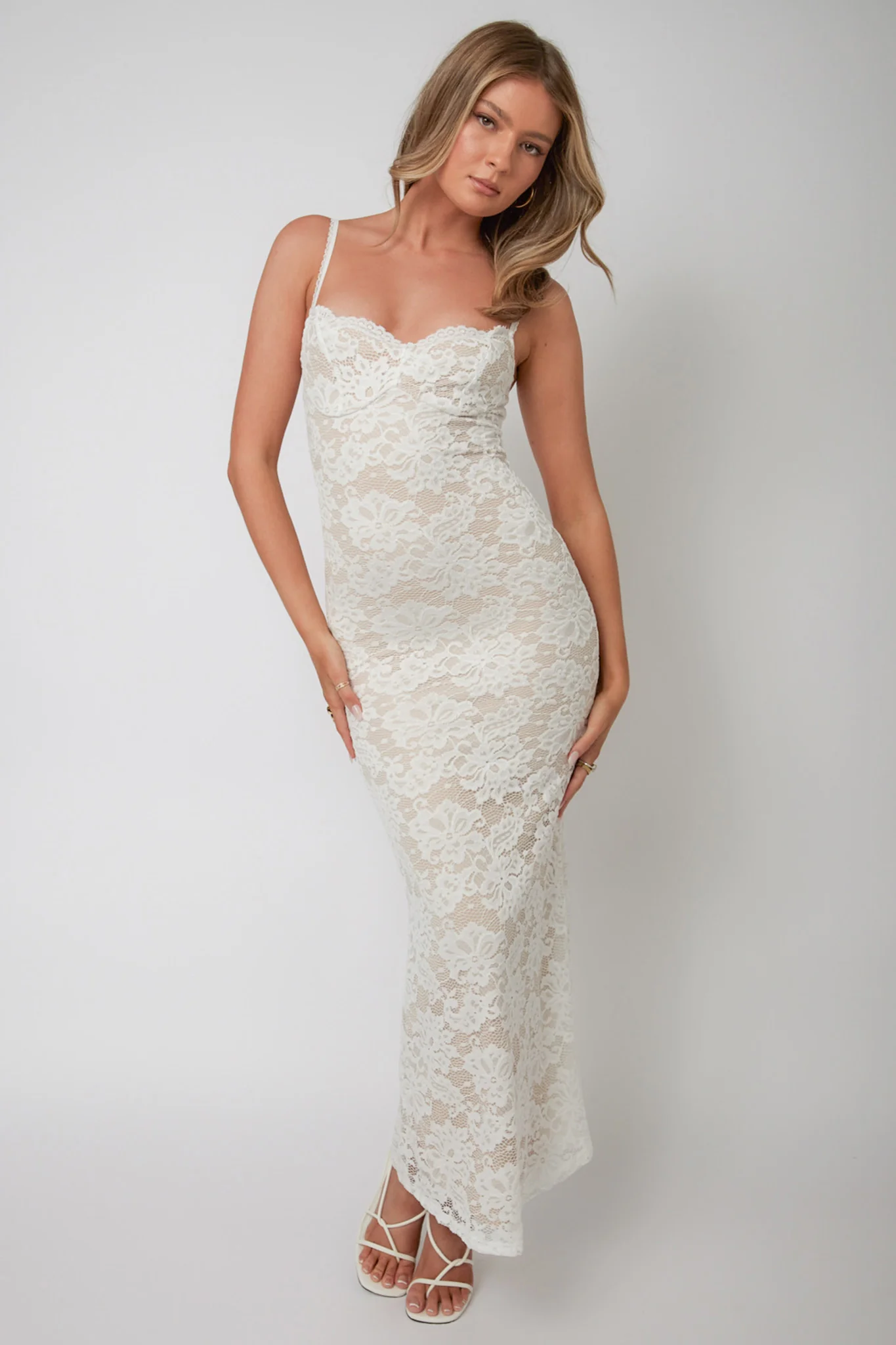 Must Be Love Lace Maxi Dress White - Sonourner