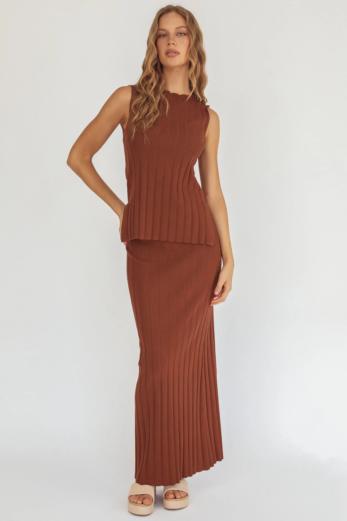 Kimora Ribbed Knit Maxi Skirt Brown - Sonourner