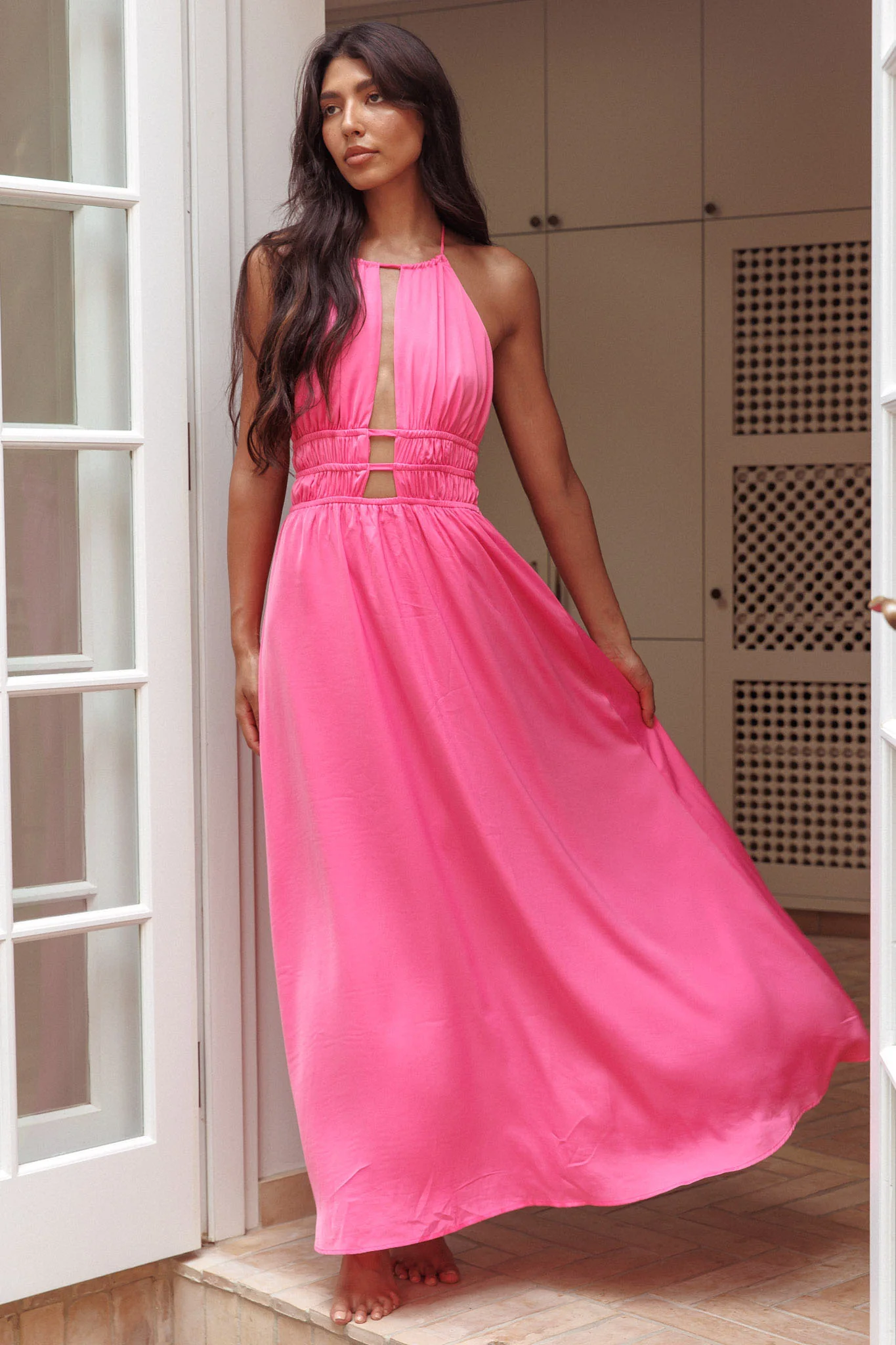 Cyndi Open Back Halterneck Maxi Dress Hot Pink - Sonourner