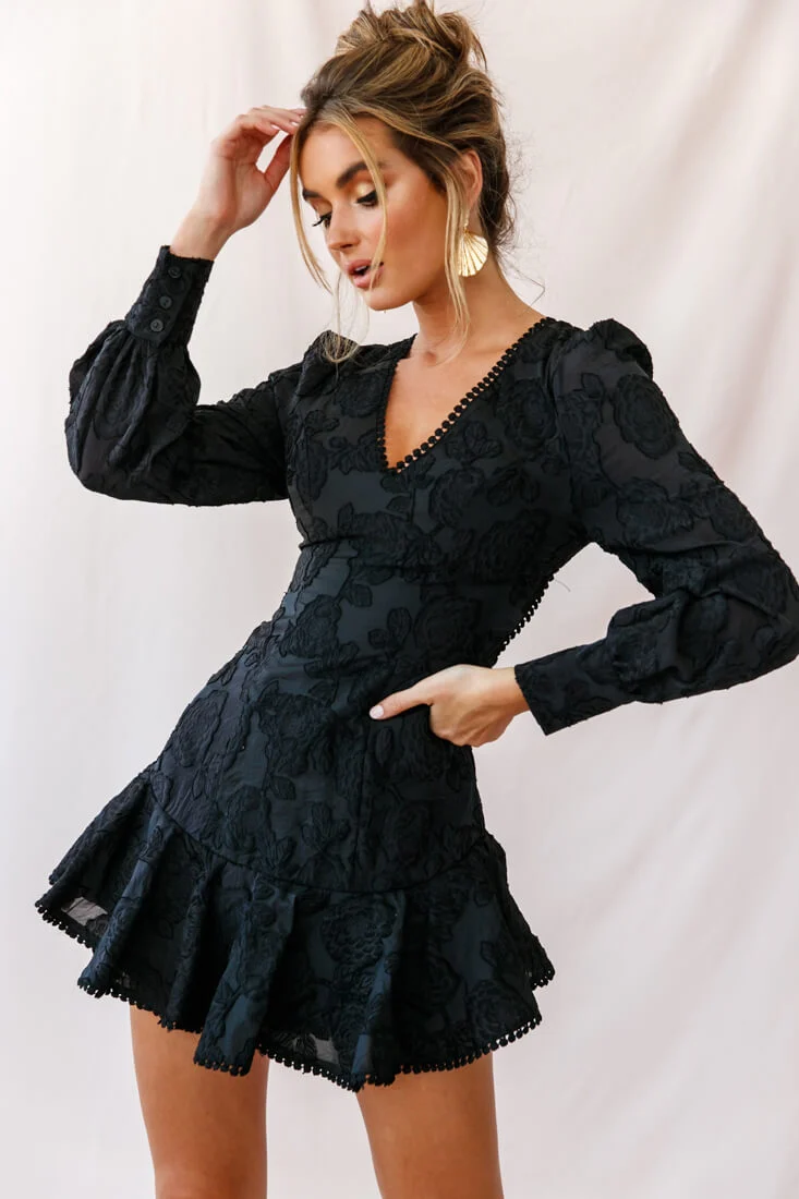 Camellia Open Back Cuff Sleeve Dress Black - Sonourner