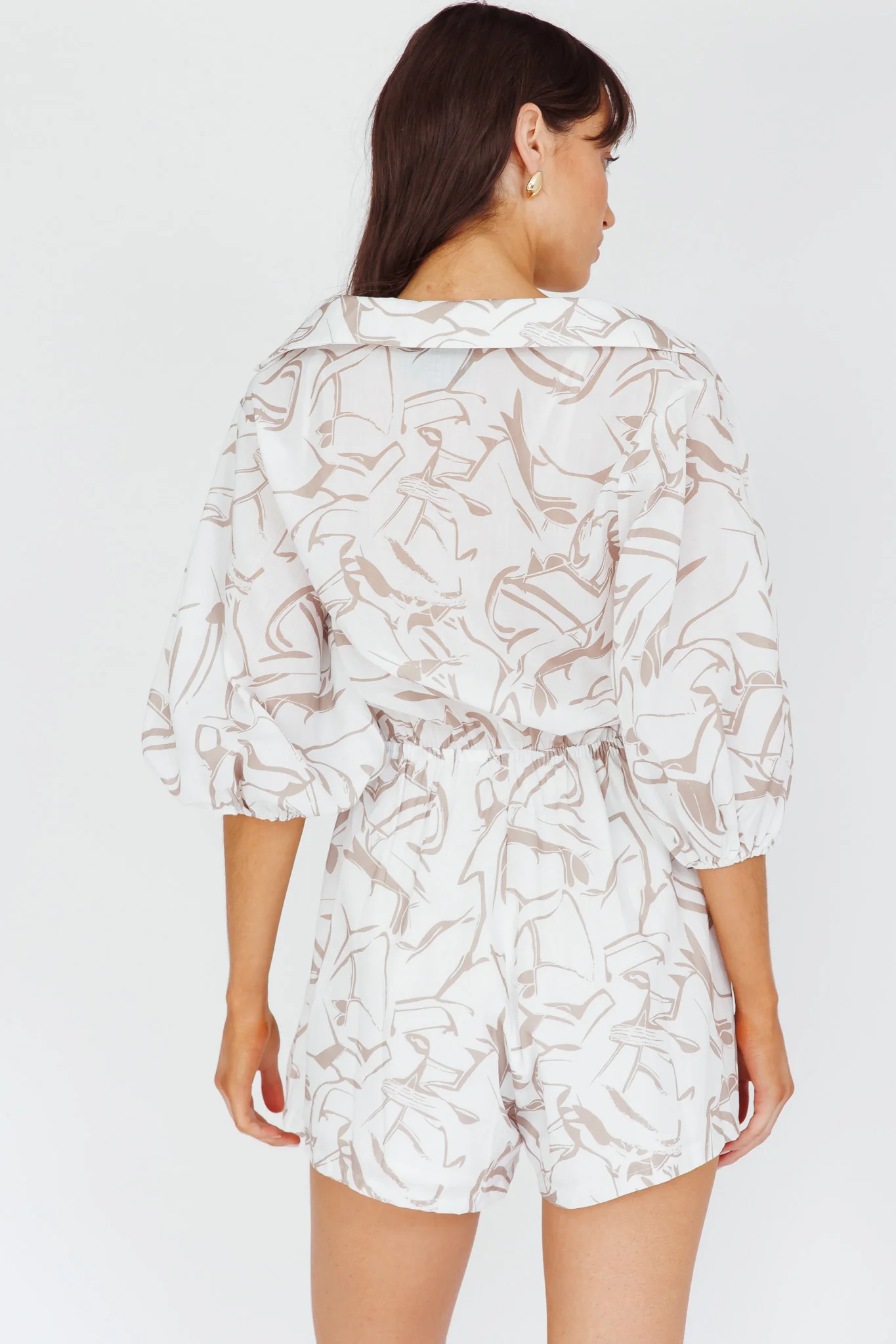 Tiki Puff Sleeve Drawstring Romper Print Beige - Sonourner