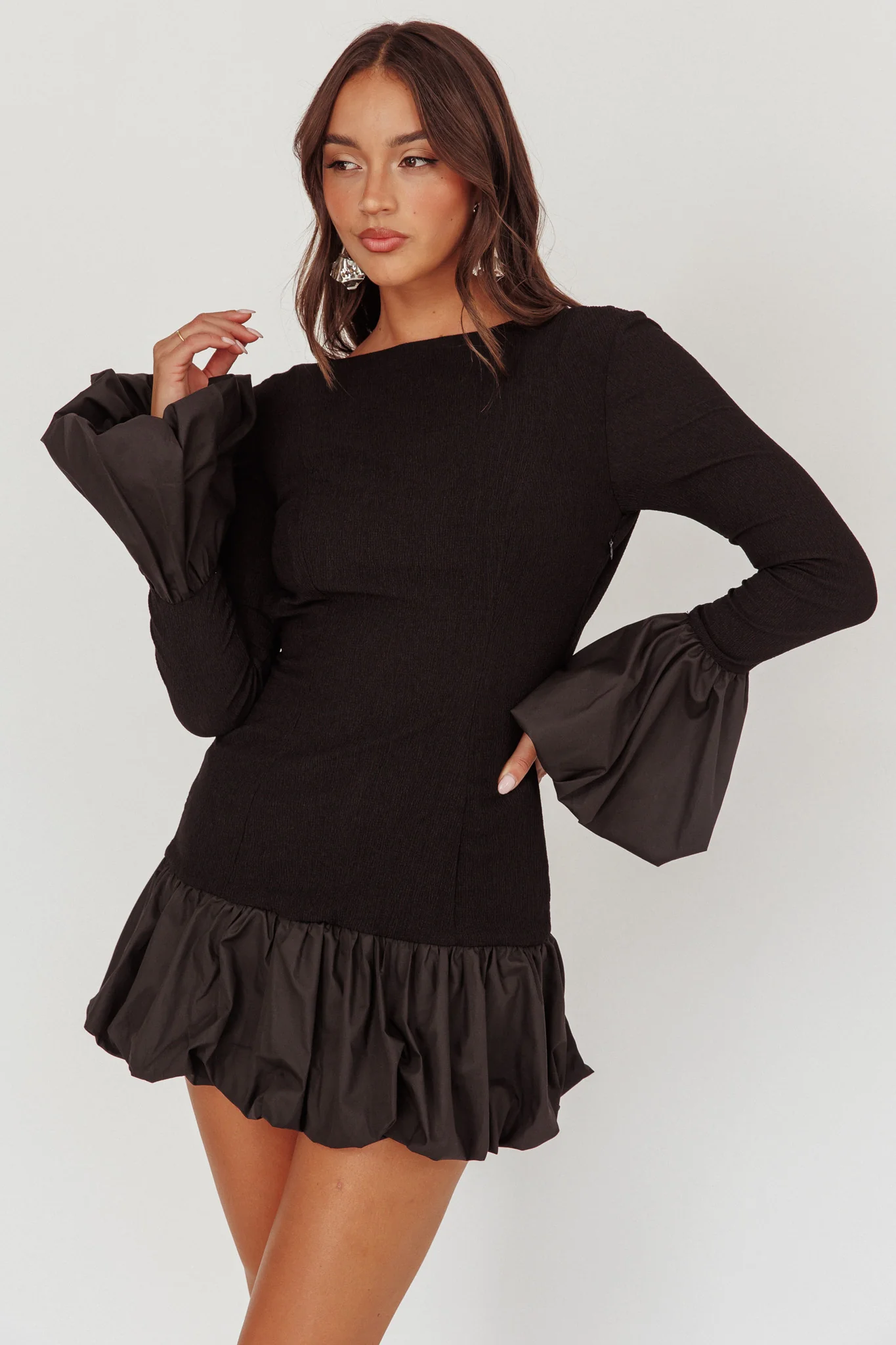 Promise Bubble Hem Open Back Mini Dress Black - Sonourner