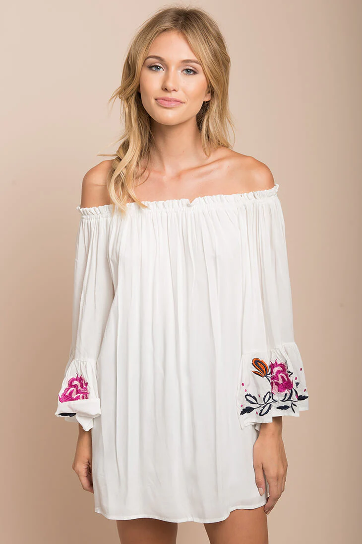 Chella Throwback Floral Tunic White - Sonourner