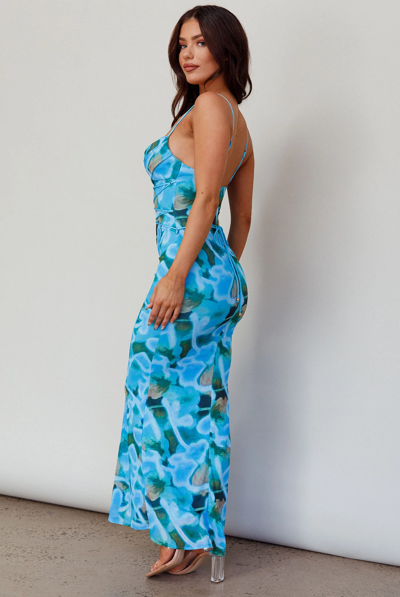 Teava Laced Waist Midi Dress Abstract Blue Crush - Sonourner