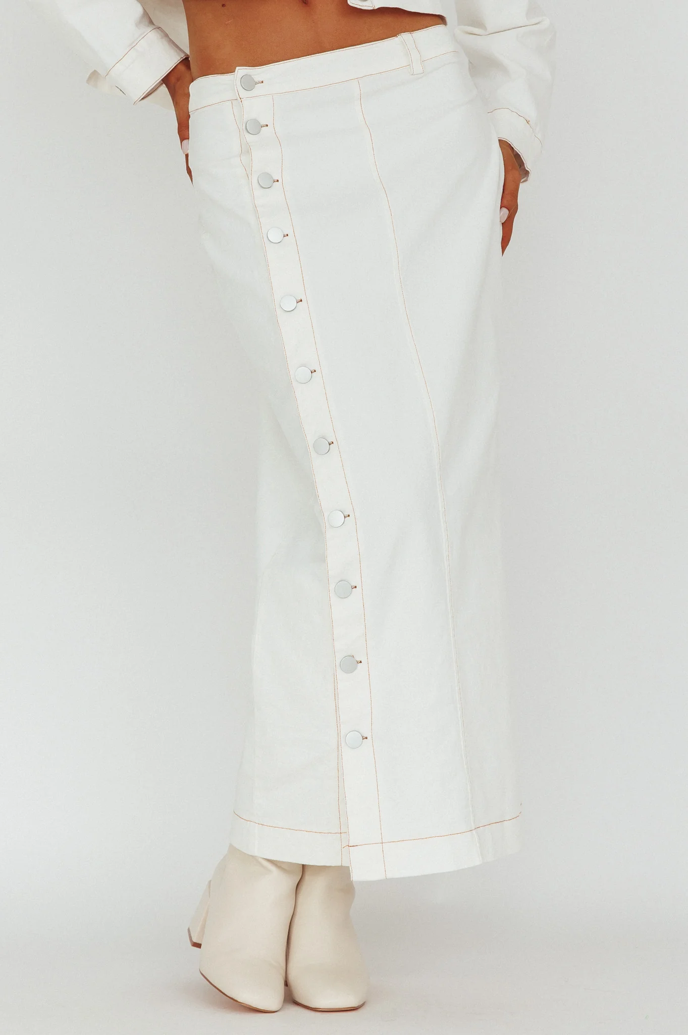 Angelica Side Button-Up Midi Skirt White - Sonourner