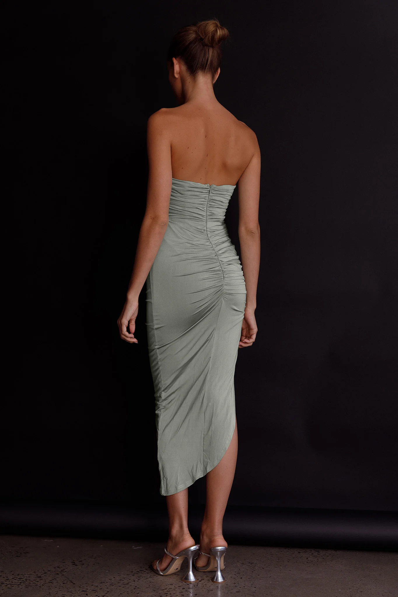 Roma U-Neckline Ruched Midi Dress Pistachio - Sonourner