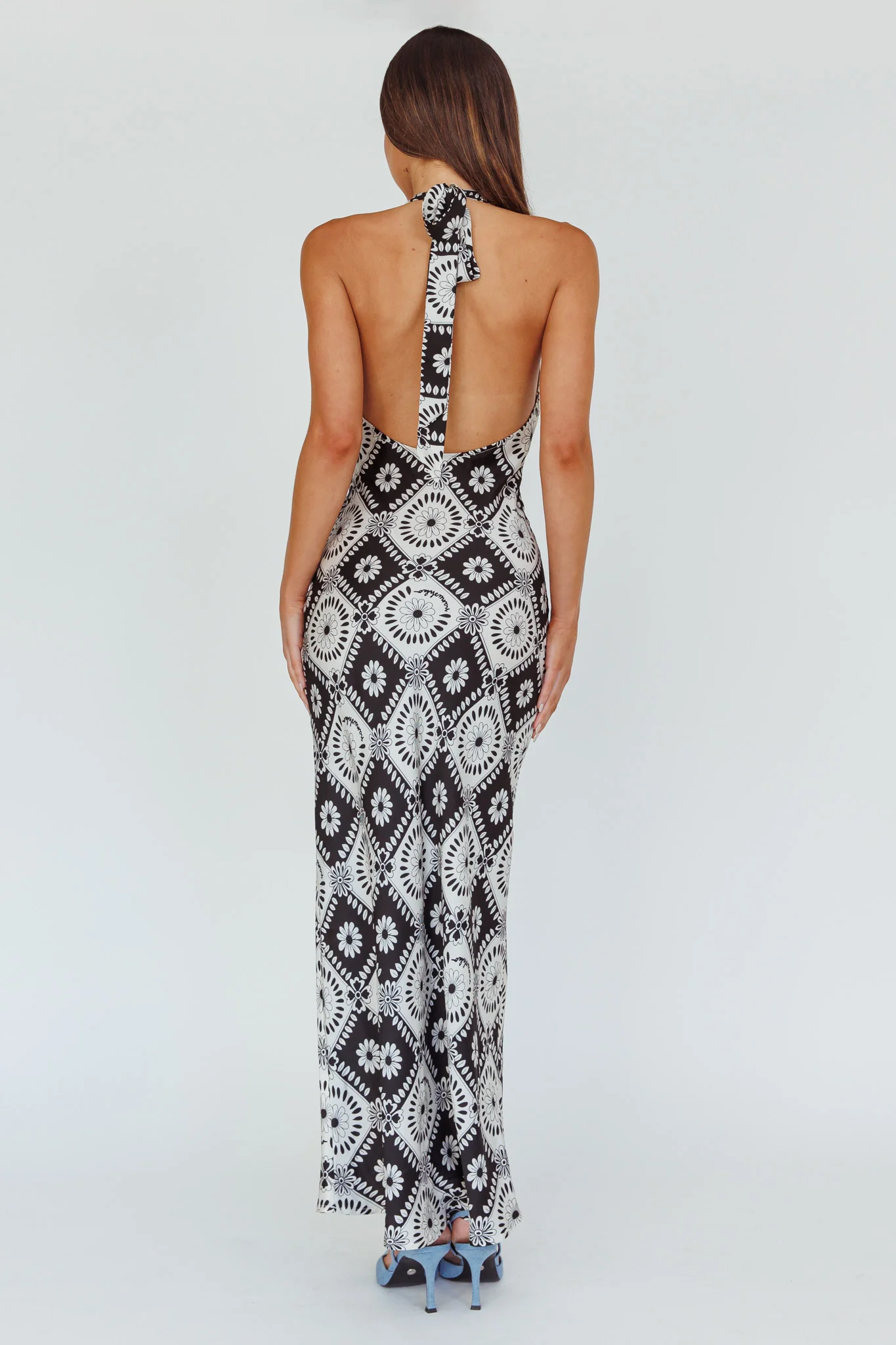 Lavara Halterneck Midi Dress Floral Black - Sonourner