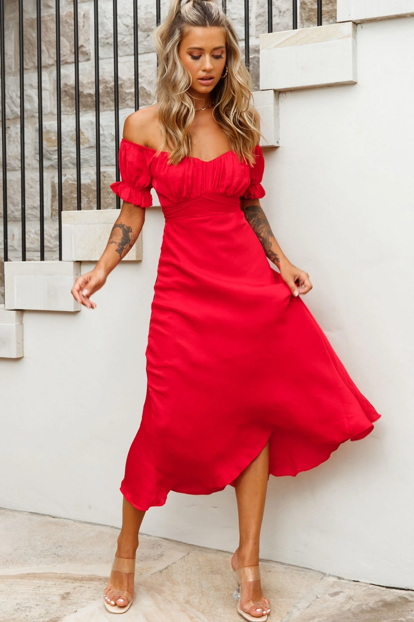 Linka Off-Shoulder Tie Back Midi Dress Red - Sonourner