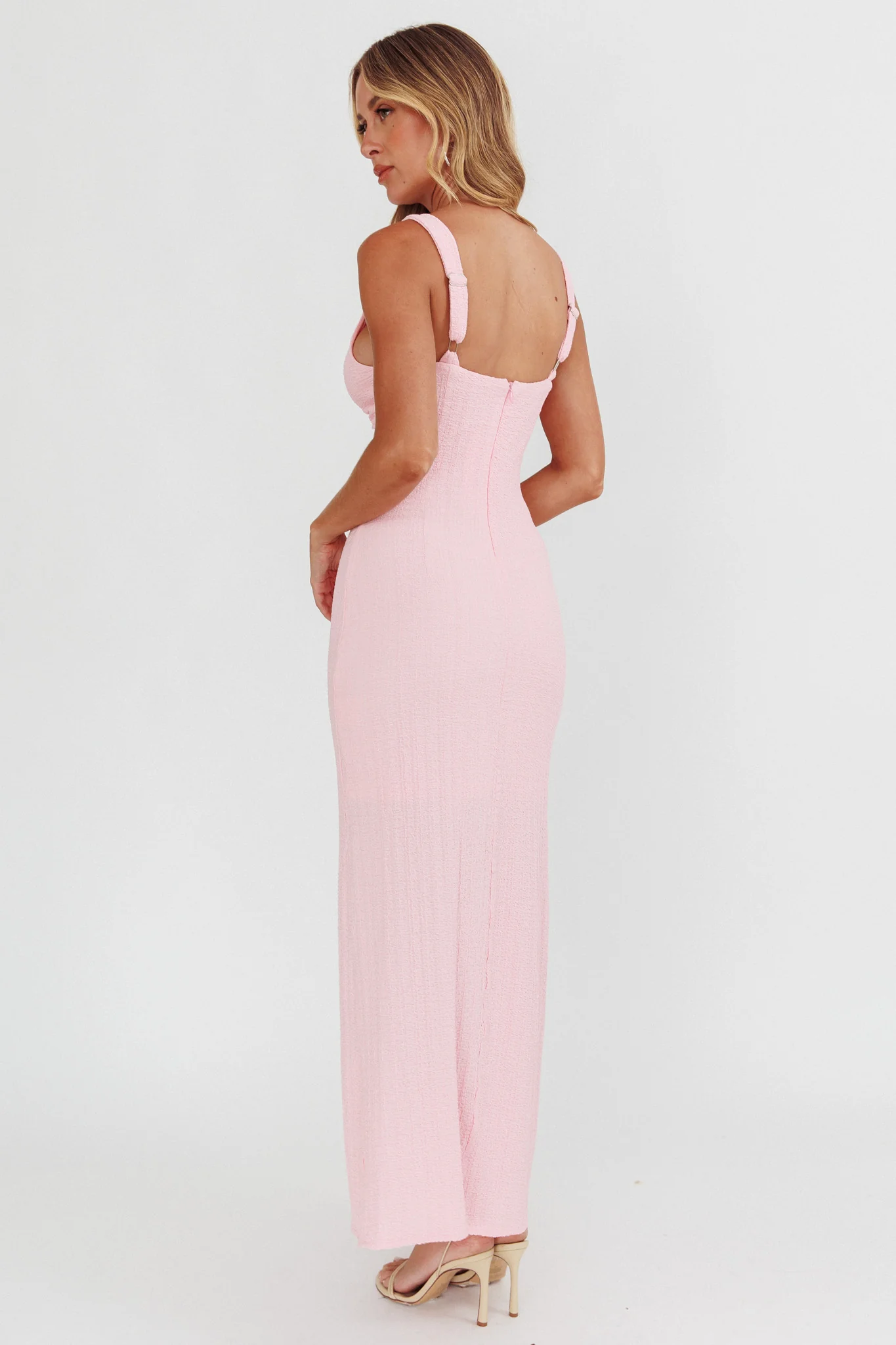 Kharissa Cut-Out Textured Maxi Dress Pink - Sonourner
