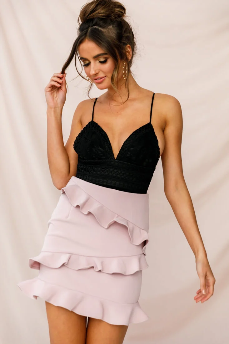 Sanctuary Tie Back Applique Bodysuit Black - Sonourner