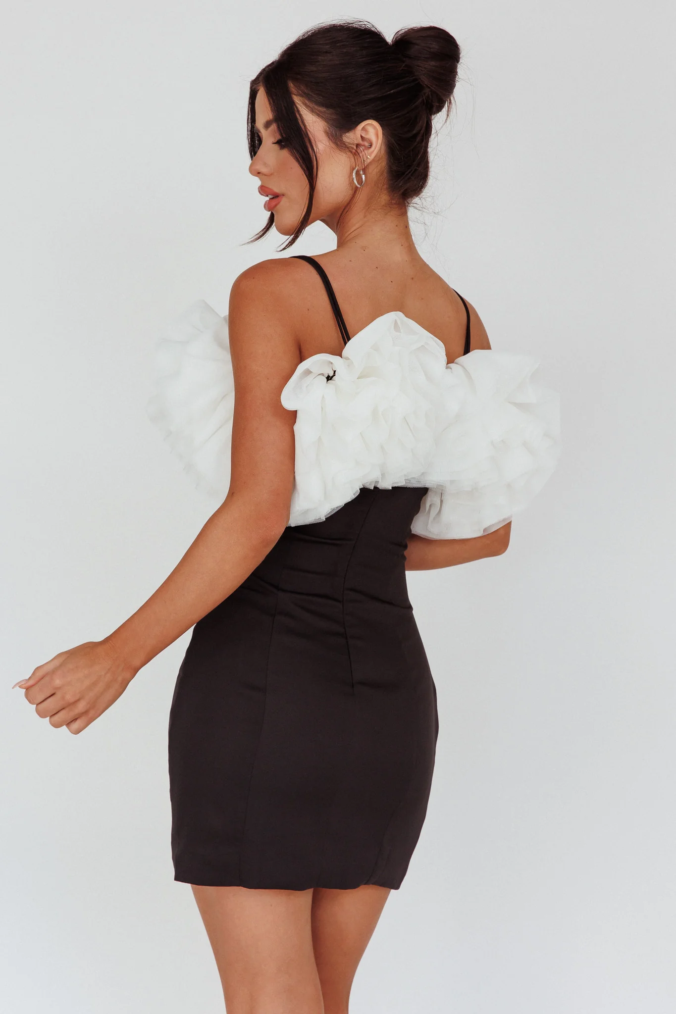 Prima Tulle Neckline Mini Dress Black/White - Sonourner