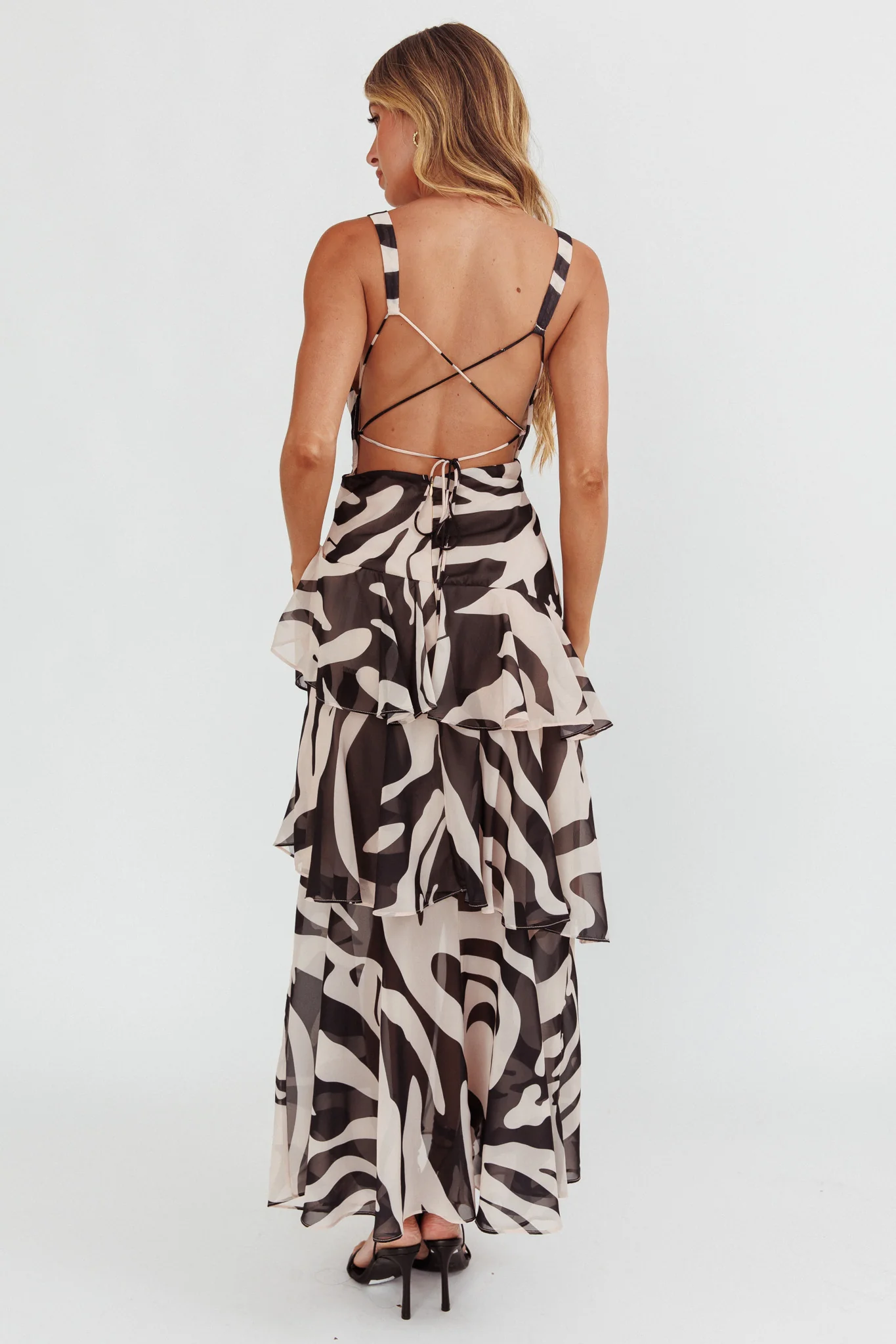 Veda Strappy Back Ruffle Maxi Dress Print Black - Sonourner