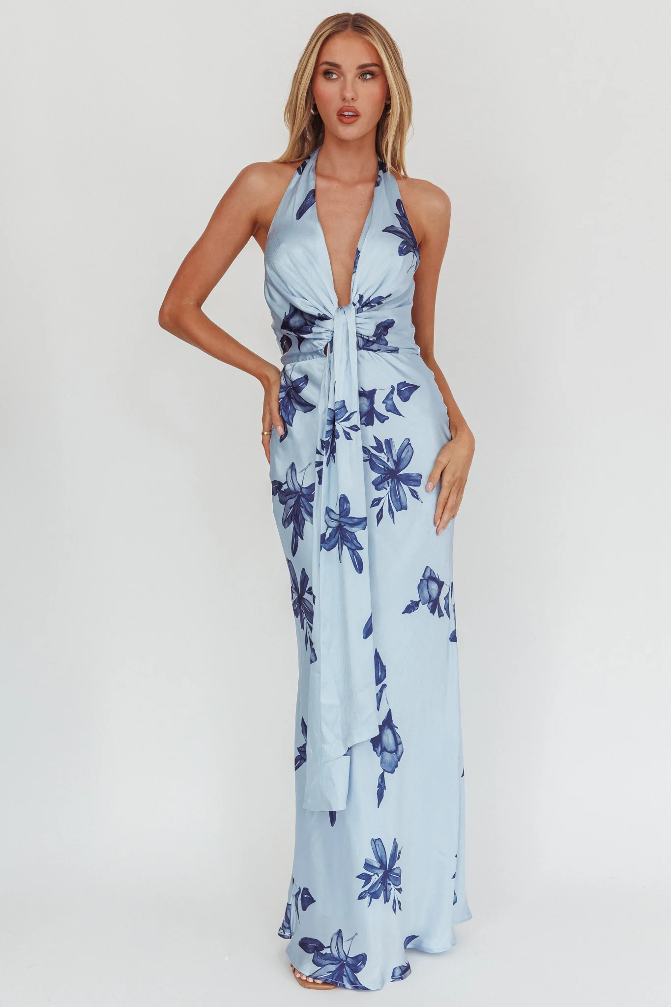 Make Believe Plunging Halterneck Maxi Dress Floral Navy - Sonourner