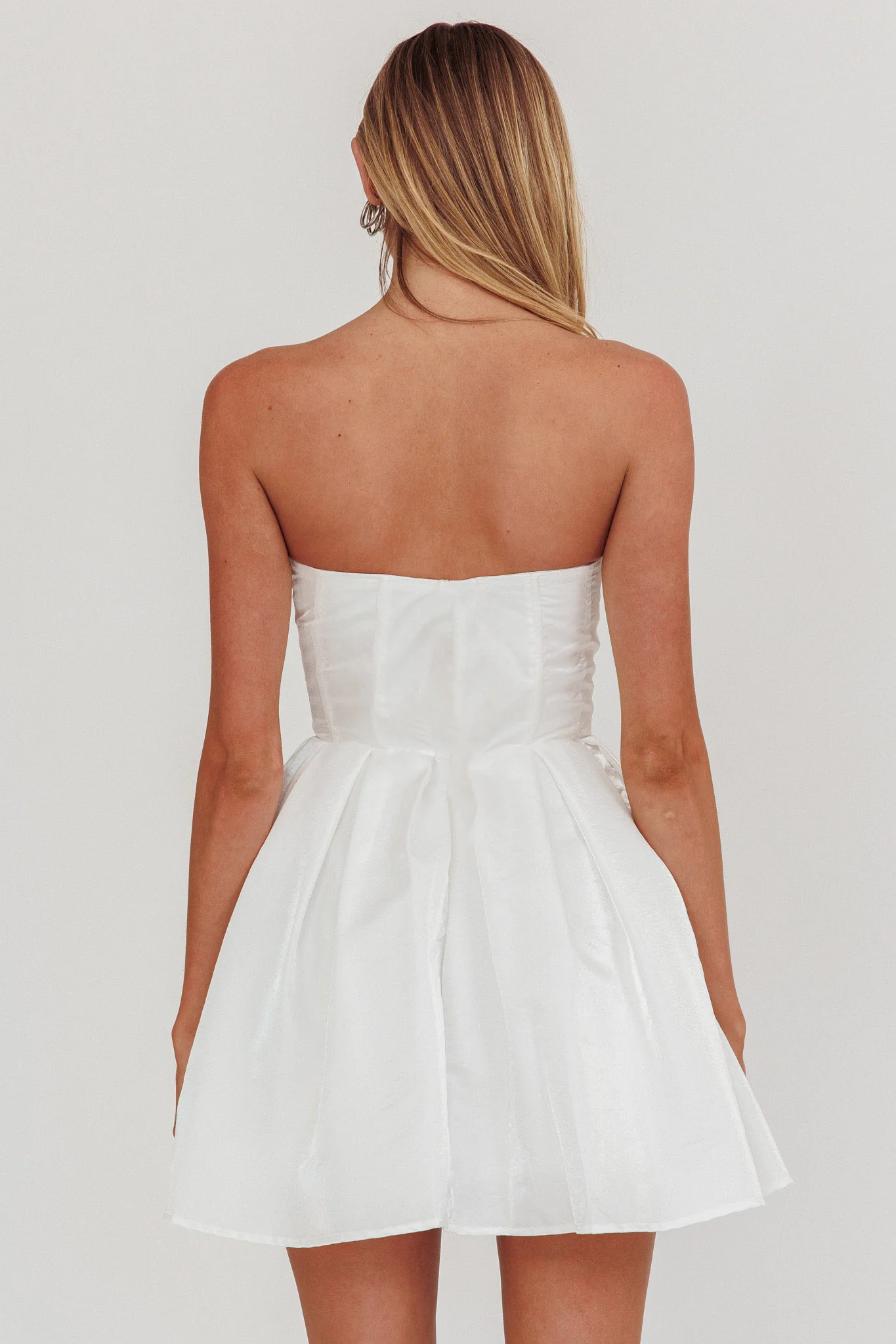 Loveless Strapless Flared Mini Dress Off White - Sonourner