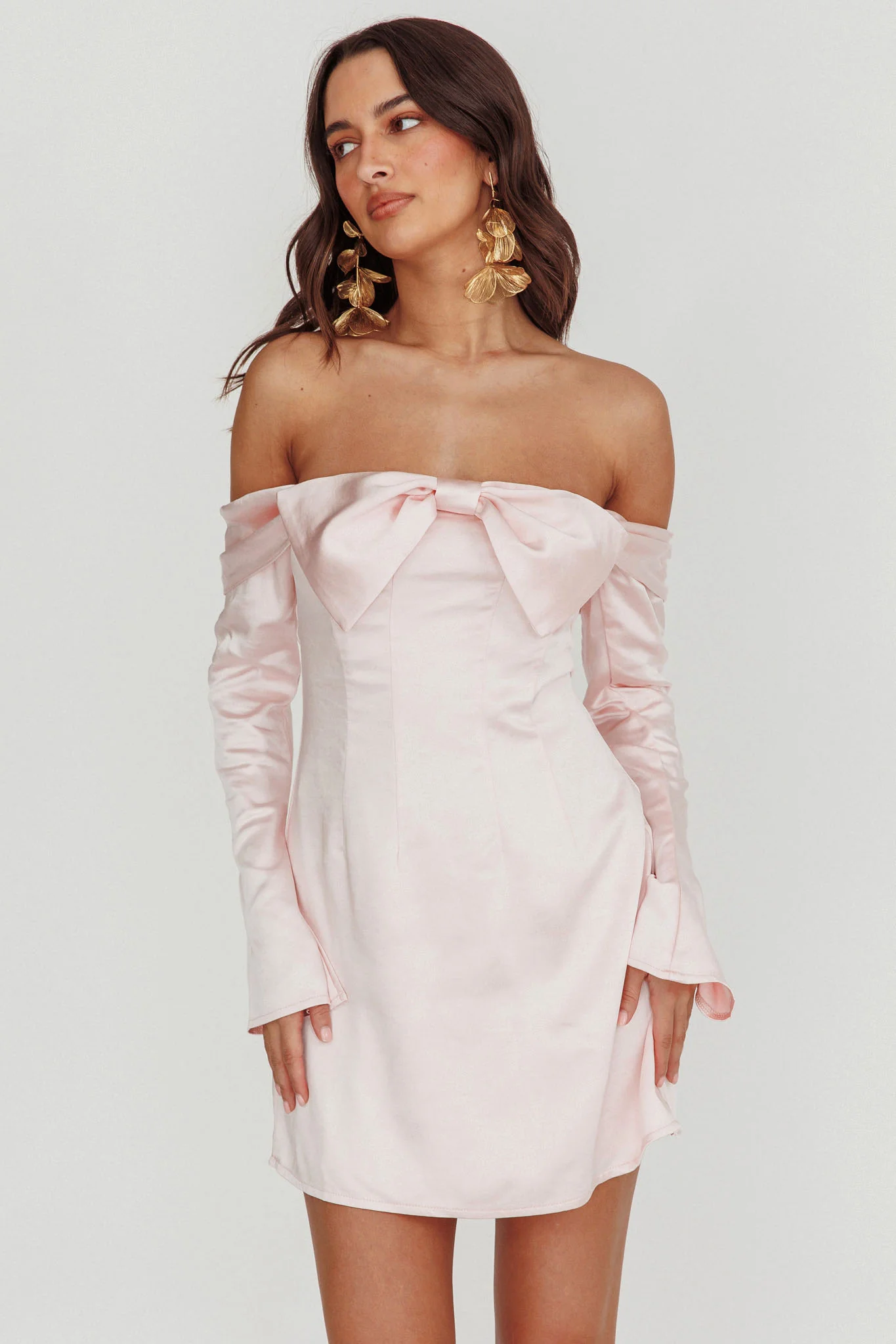 Lilith Off Shoulder Bow Mini Dress Blush - Sonourner