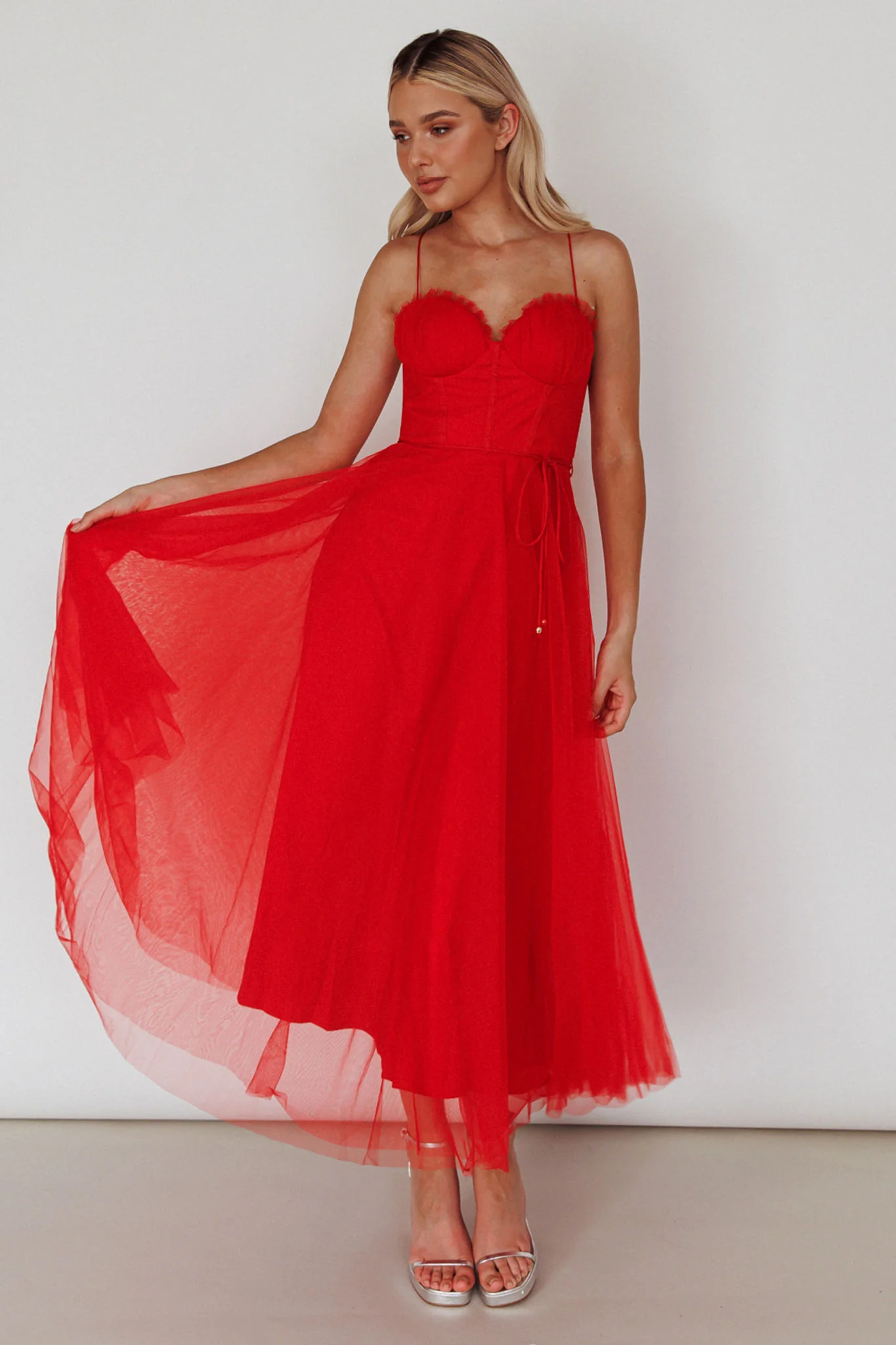 Smitten Sweetheart Neckline Chiffon Midi Dress Red - Sonourner