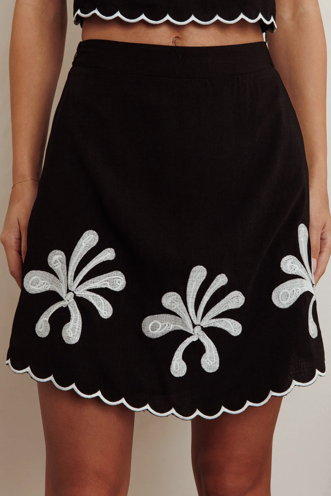 Carsyn Flower Embroidery A-Line Mini Skirt Black - Sonourner