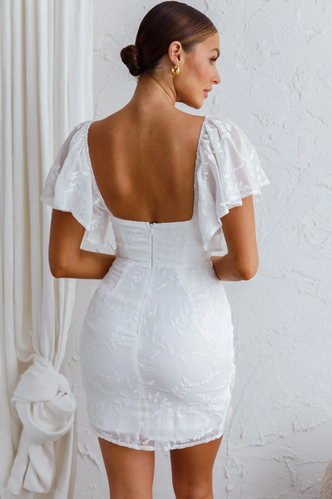 Aphrodite Molded Bust Angel Sleeve Wrap Dress Embroidered White - Sonourner