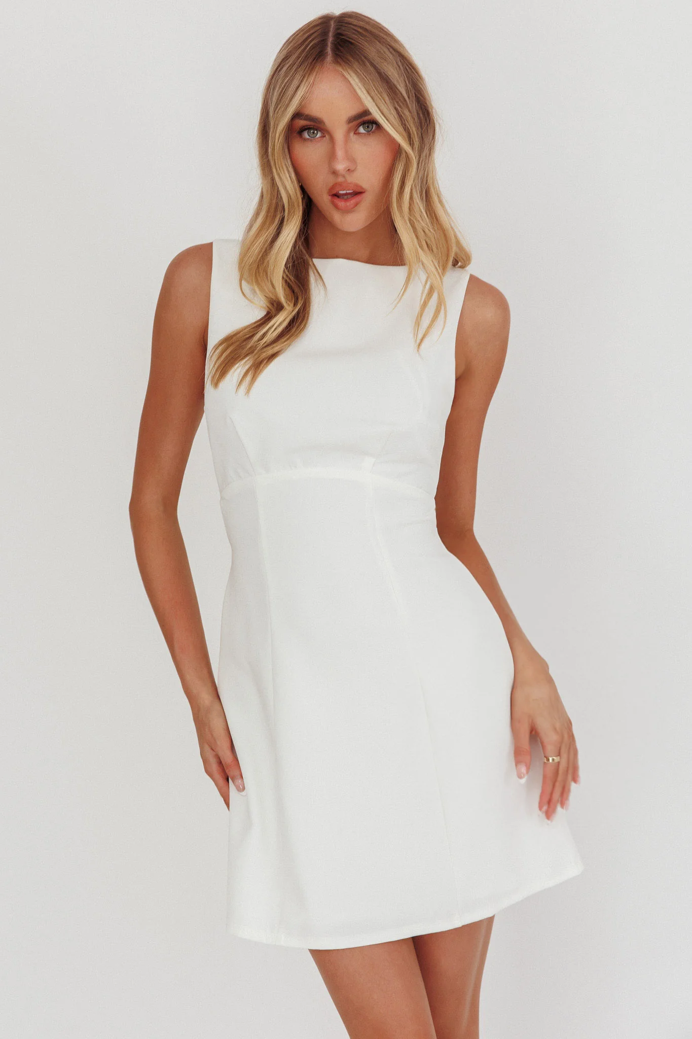 Shannon Boat Neck Sleeveless Mini Dress White - Sonourner