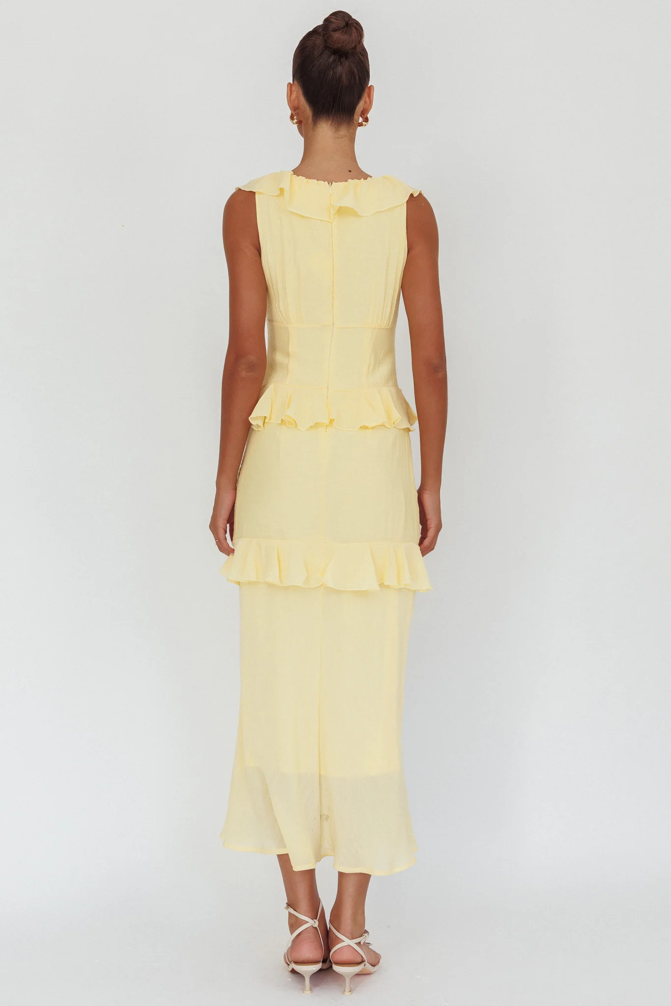 Arrabel Ruffle Trim Bust Tie Maxi Dress Banana - Sonourner