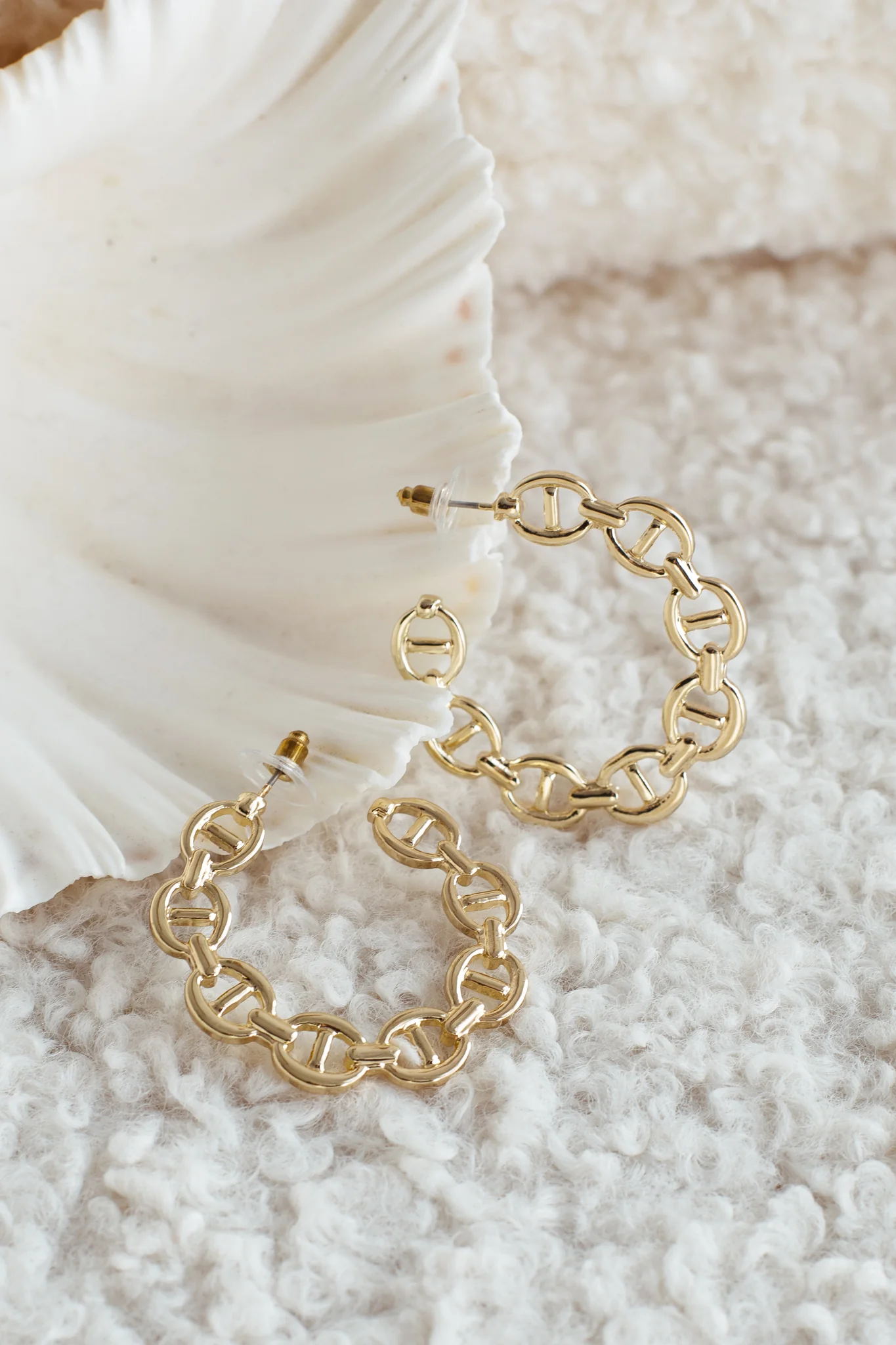 Haven Anchor Link Hoop Earrings Gold - Sonourner