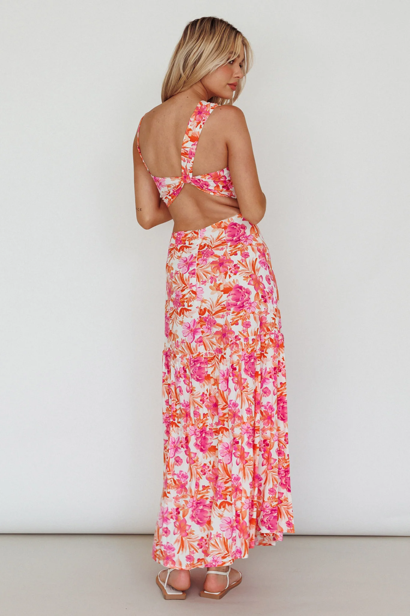 Evening Breeze Cut-Out Waist Maxi Dress Floral Pink - Sonourner