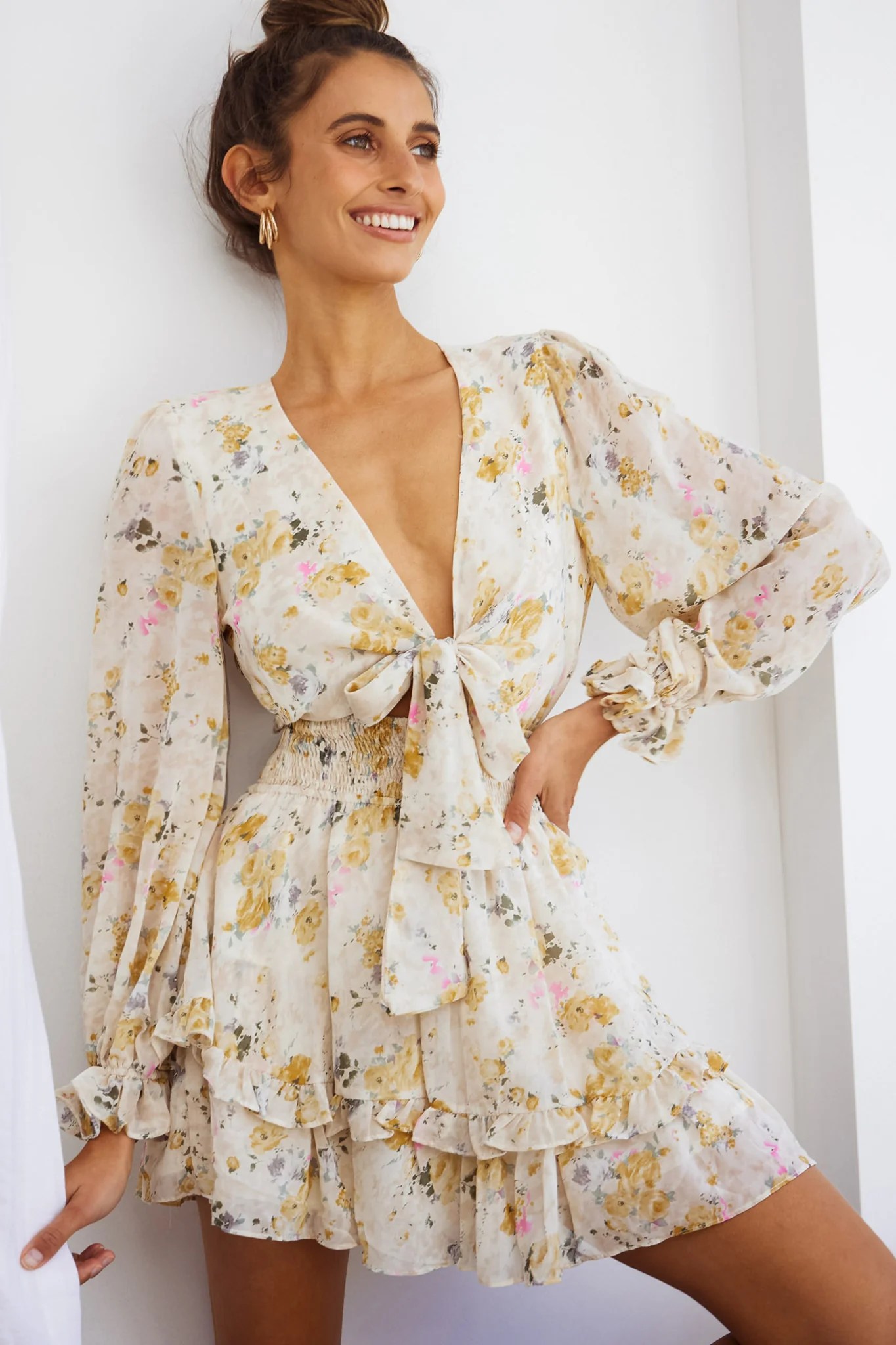 Anthea Bow-Tie Front Layered Frill Dress Vintage Floral Print Beige - Sonourner