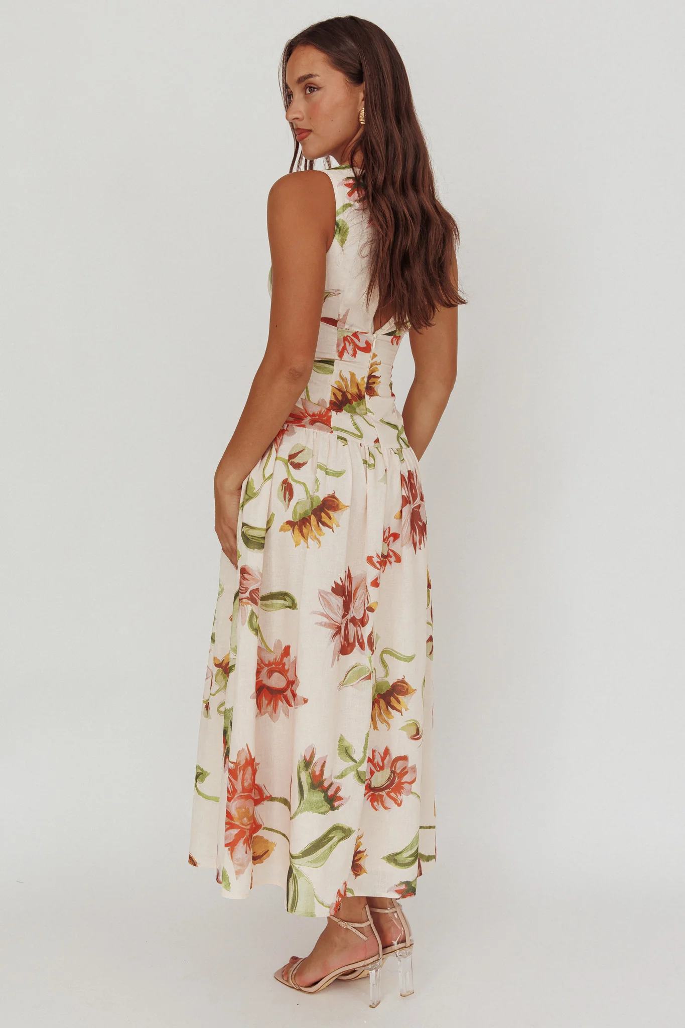 Audraya Drop Waist Maxi Dress Floral Beige - Sonourner