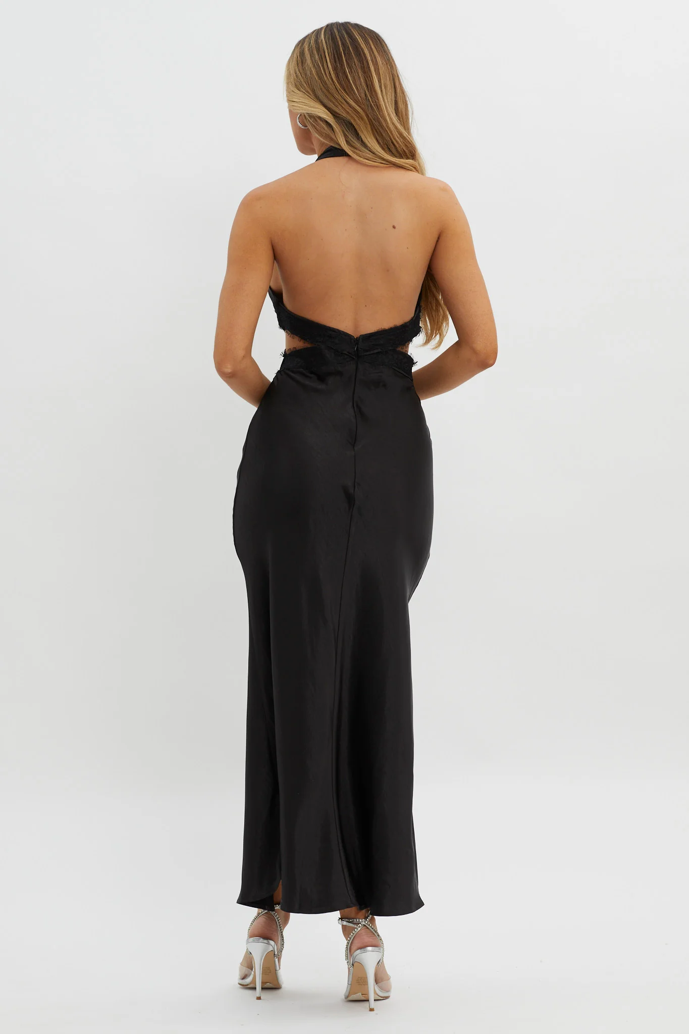 Of Your Dreams Cut-Out Halter Dress Black - Sonourner