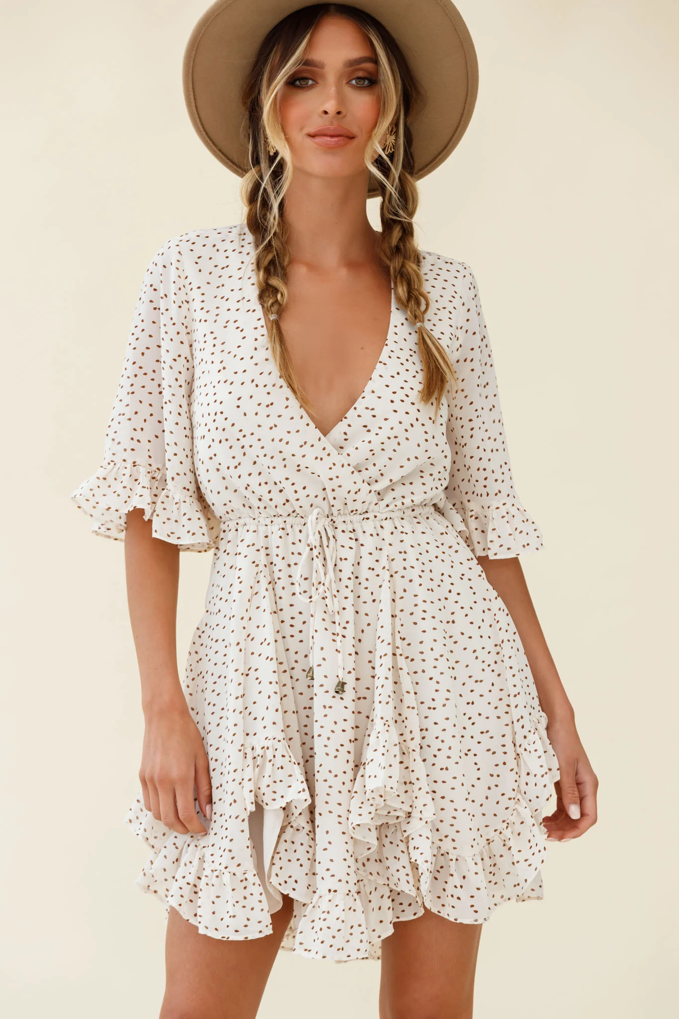 El Cerrito Flared Sleeve Godet Hem Dress Speckle Print Beige - Sonourner