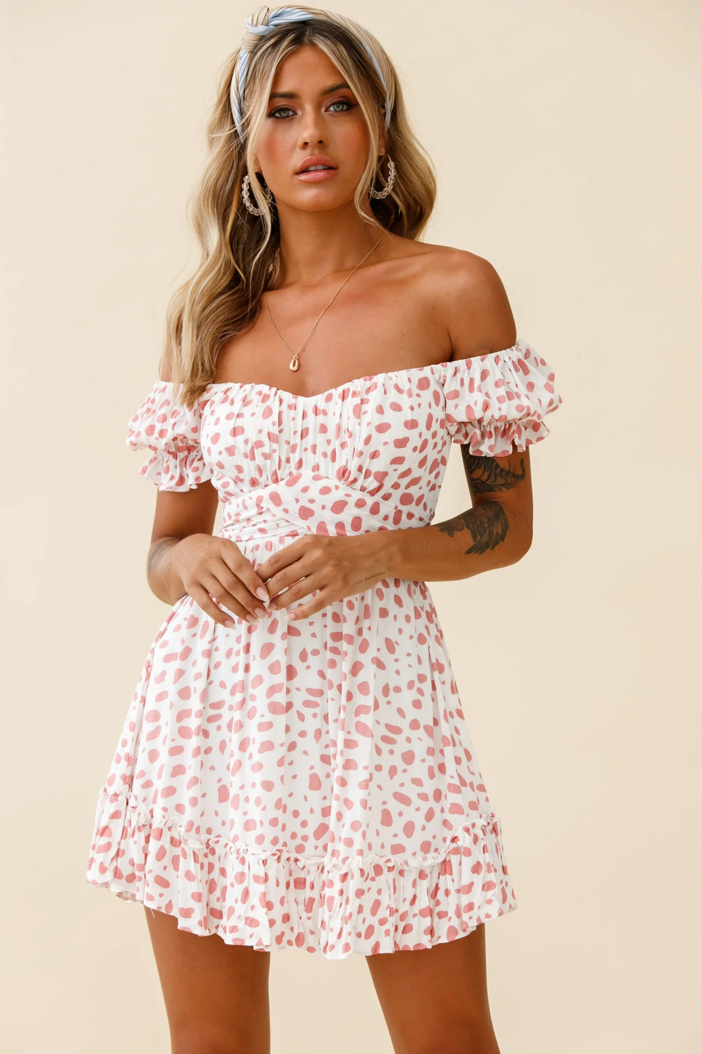 Linka Off-Shoulder Tie Back Dress Spot Print Pink/White - Sonourner