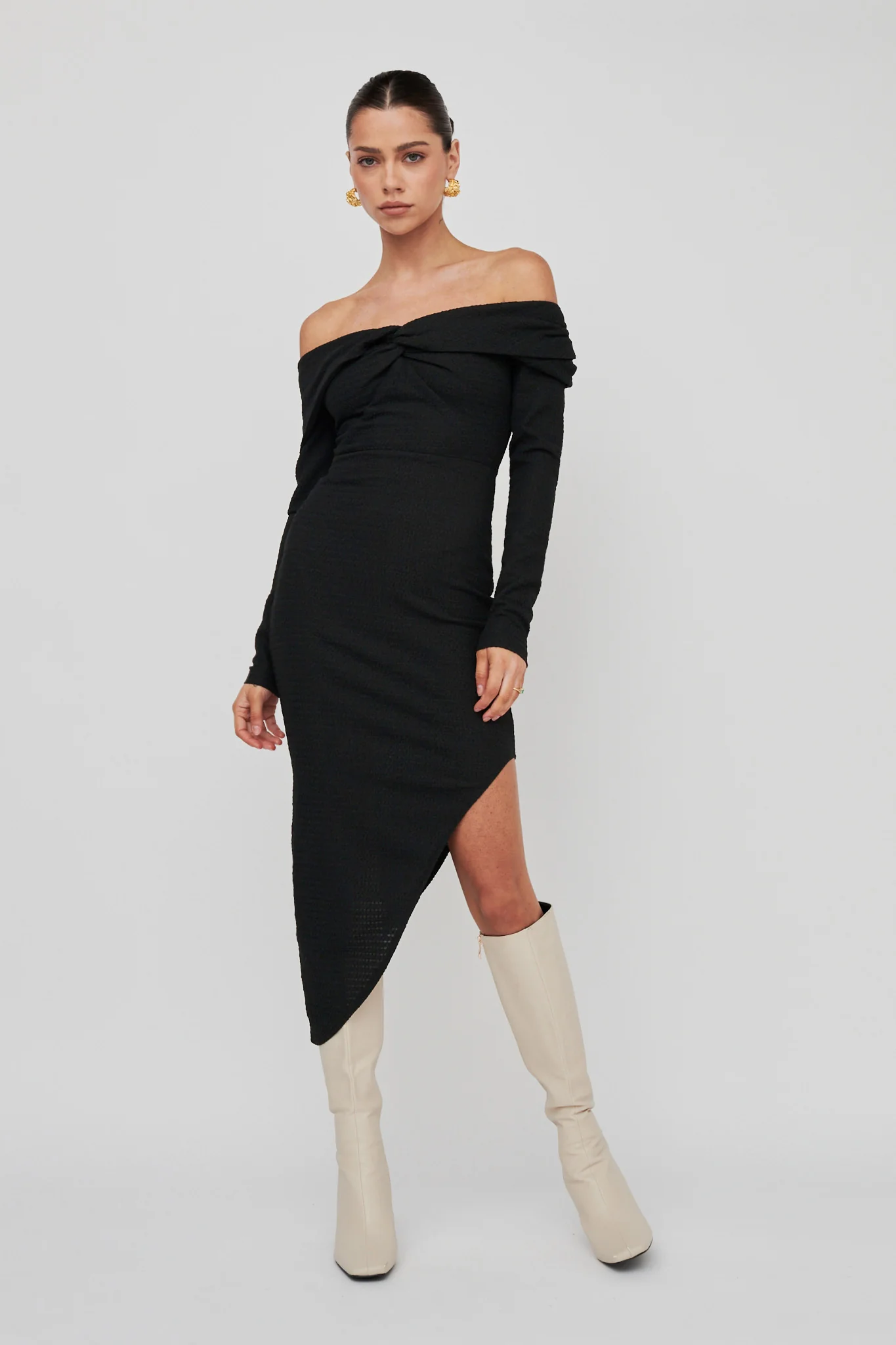 Annalora One-Shoulder Long Sleeve Midi Dress Black - Sonourner