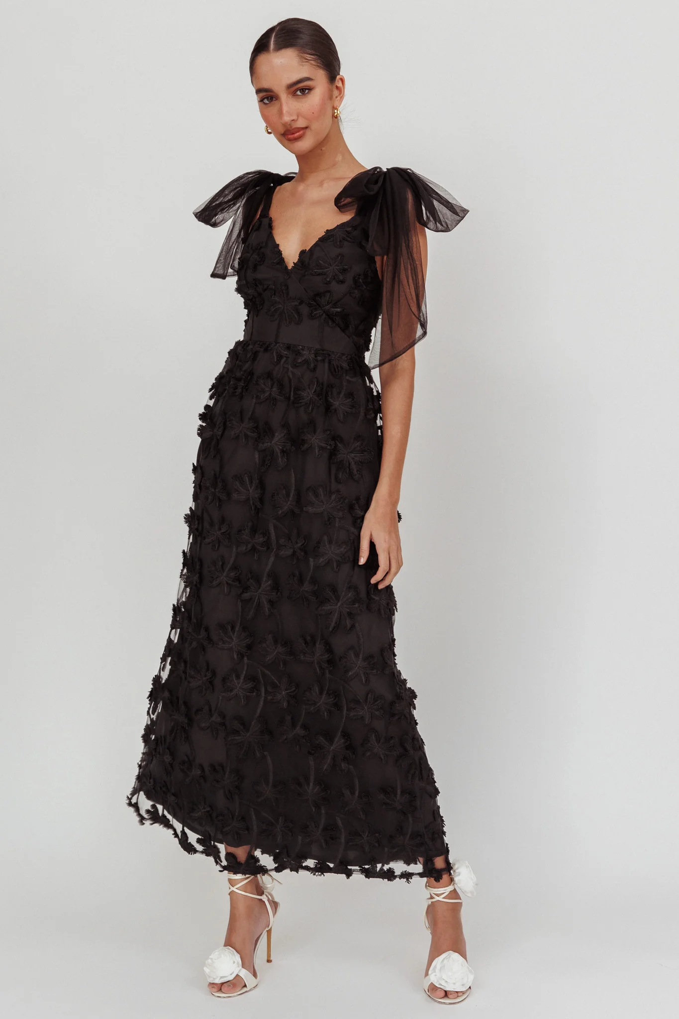 Mykonos Morning Tied Shoulder Tree Maxi Dress Black - Sonourner