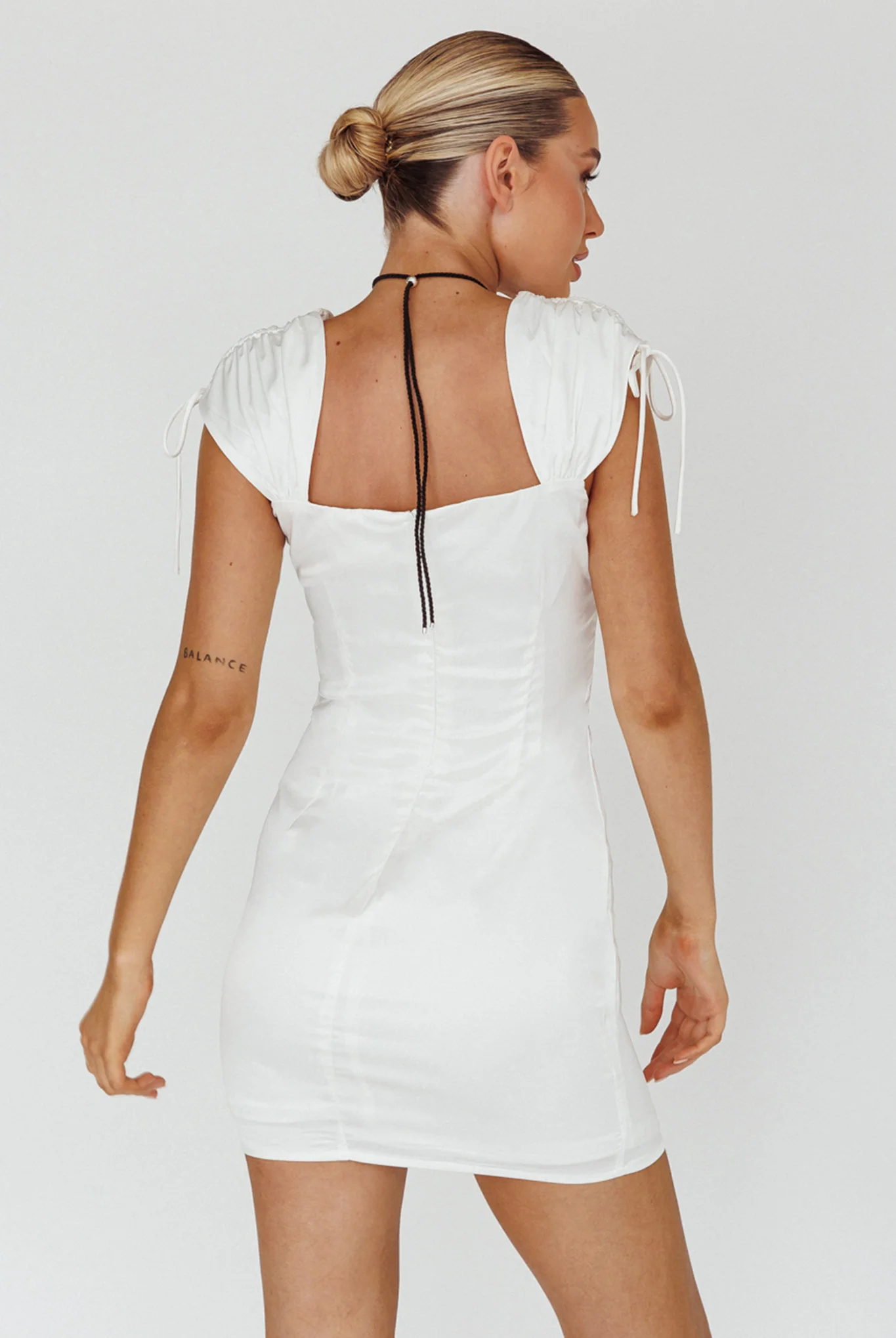 Yris String Tie Detail Mini Dress Off White - Sonourner