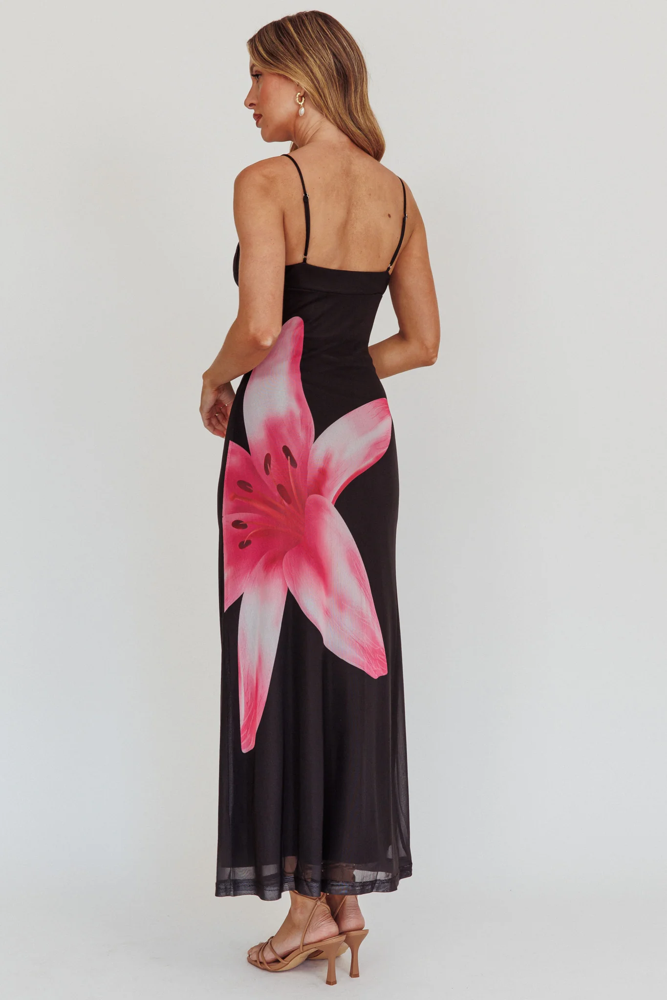 Kailua Floral Print Maxi Dress Black - Sonourner