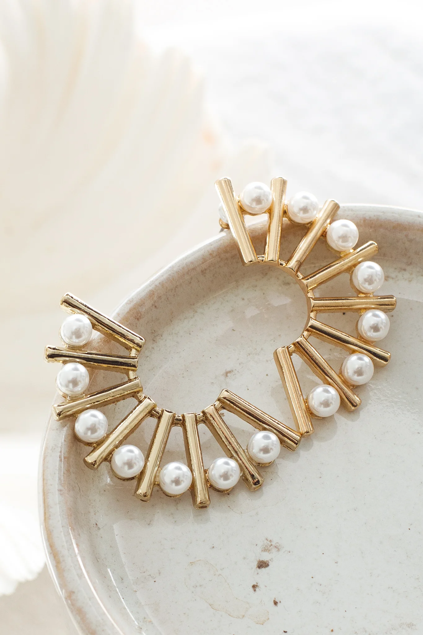 Liberty Semicircle Pearl Earrings Gold - Sonourner
