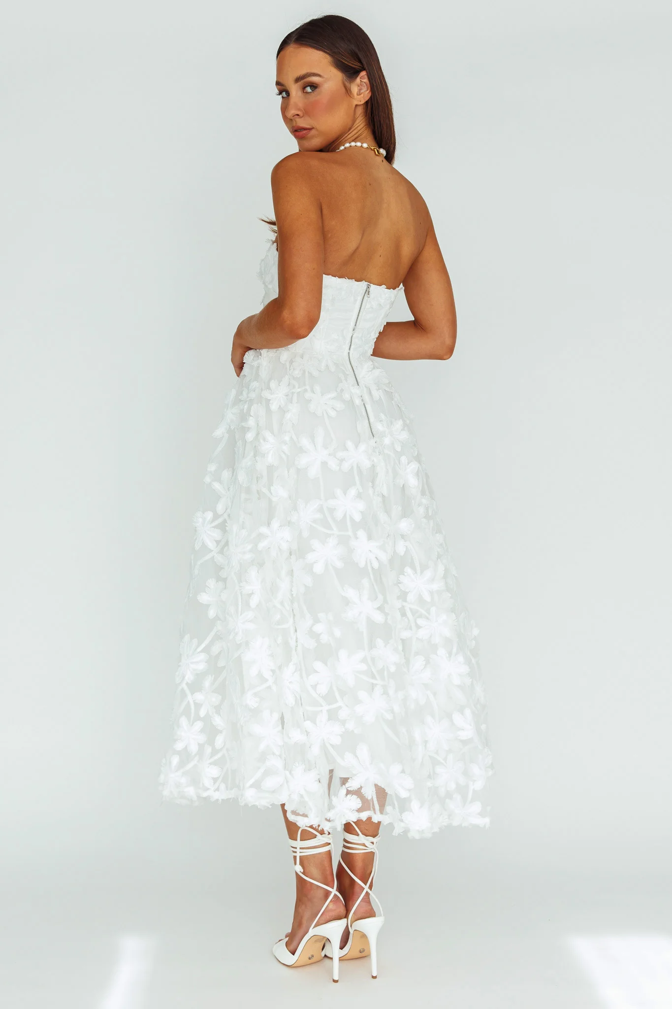 Dori Floral Embellished Midi Dress White - Sonourner